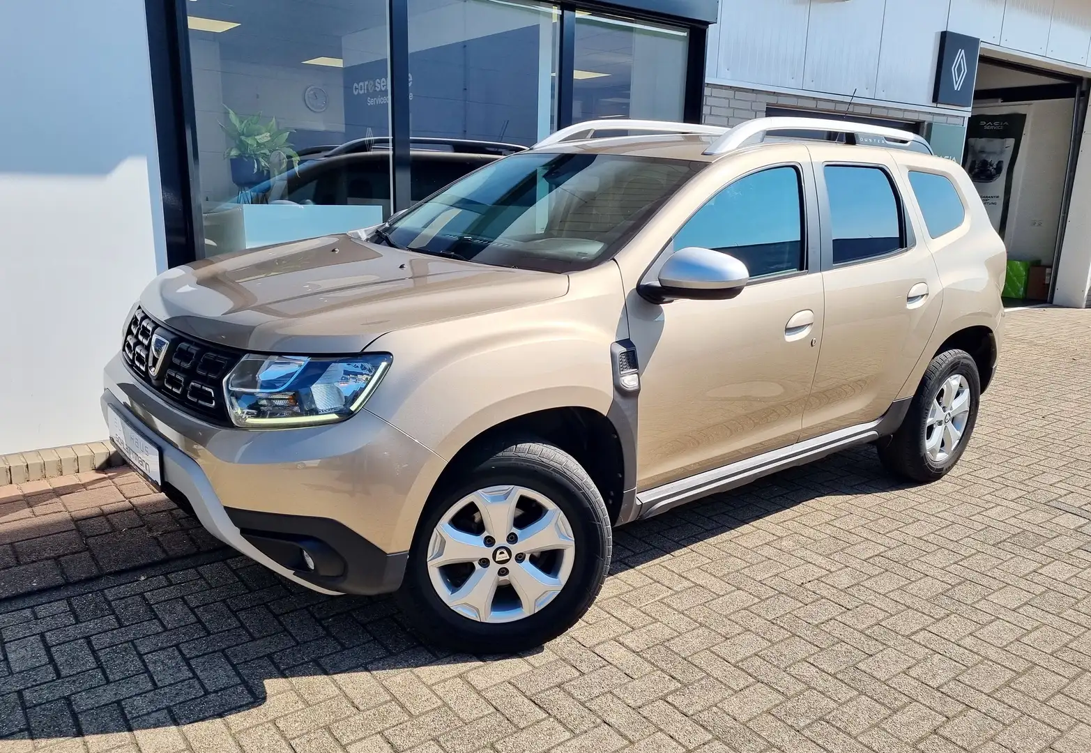 Dacia Duster Comfort TCe 115 *Klima *Sitzhz. *HU/AU *Garantie Beige - 1
