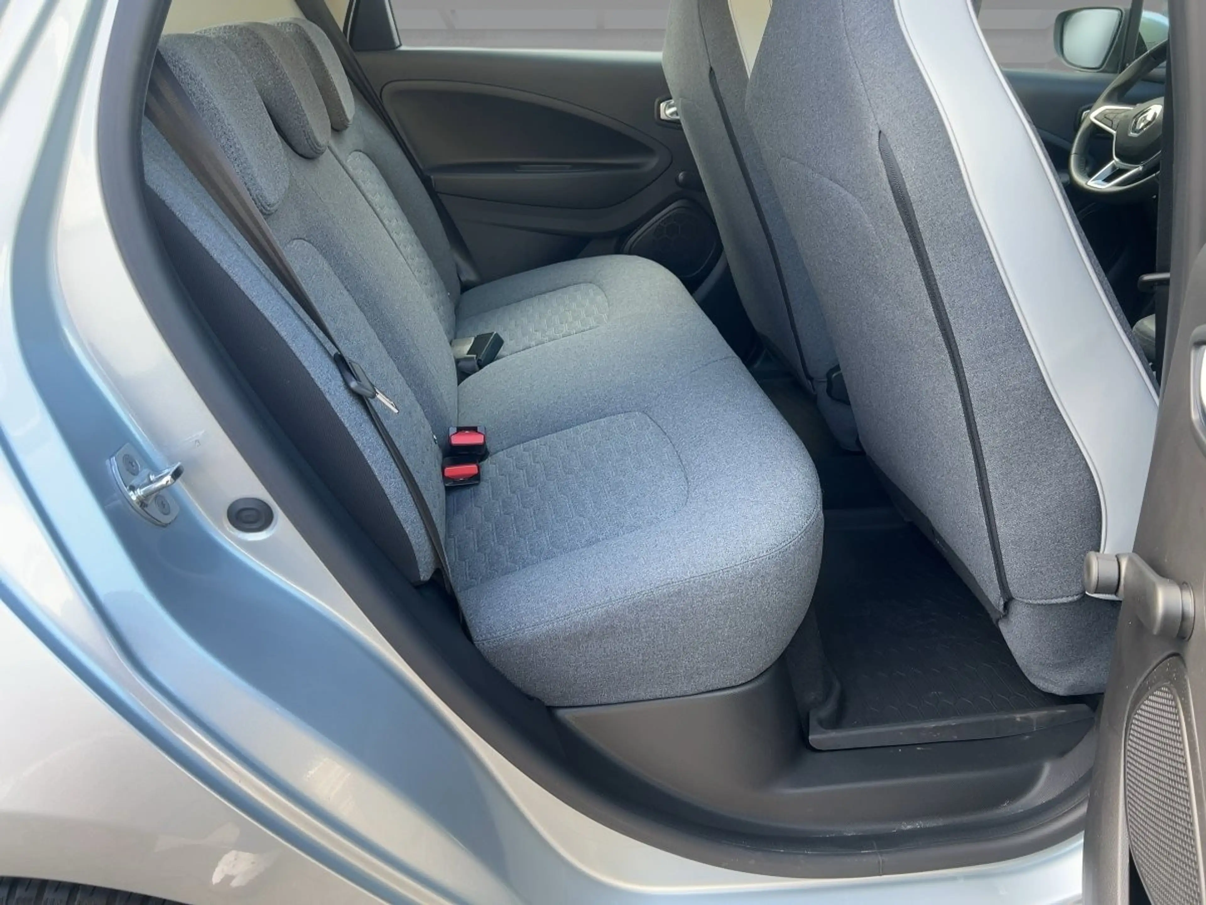 Renault ZOE R110 Z.E. 50 EXPERIENCE AUTOMATIK CCS — photo 9
