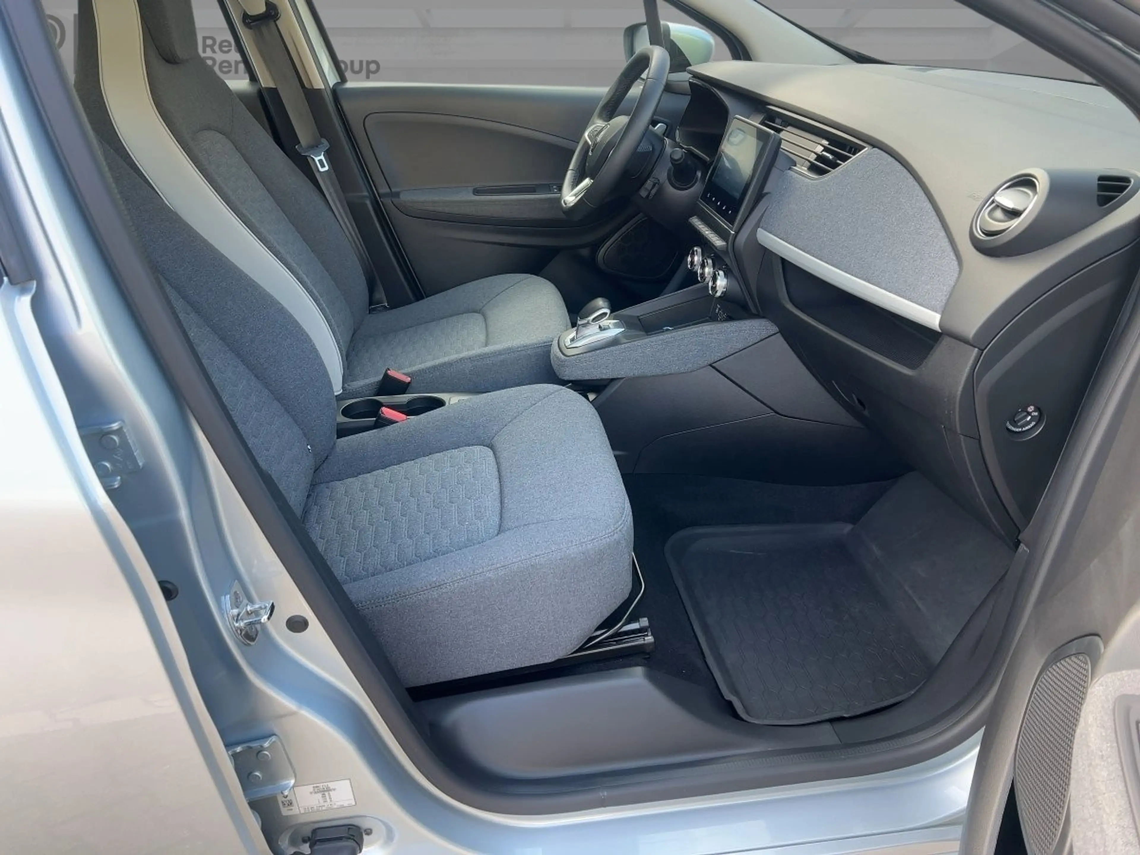 Renault ZOE R110 Z.E. 50 EXPERIENCE AUTOMATIK CCS — photo 8