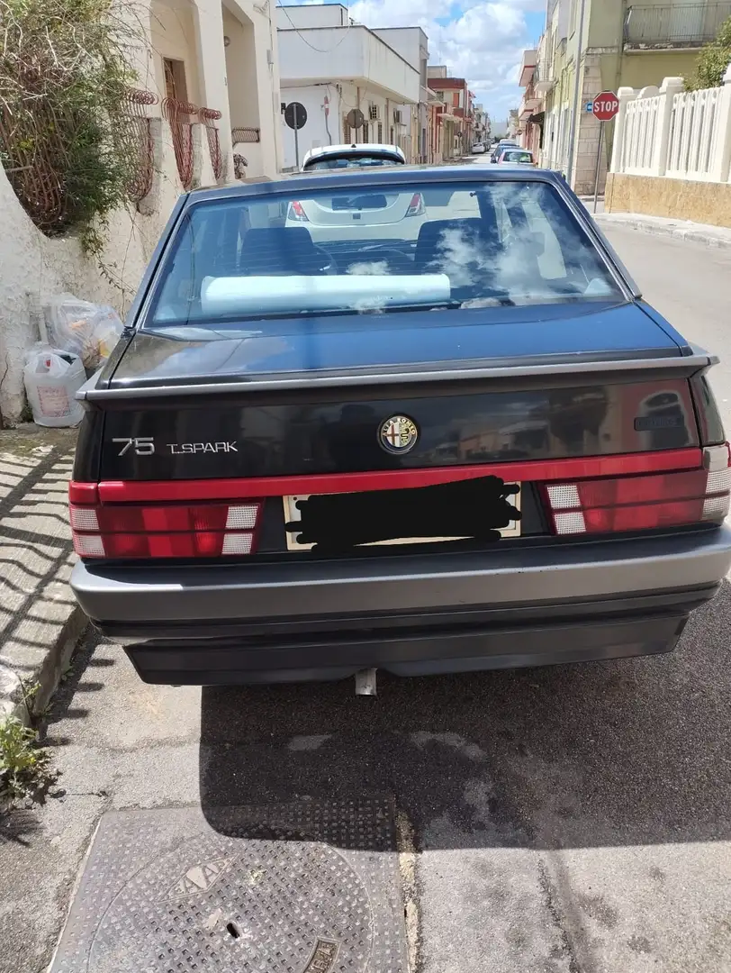 Alfa Romeo 75 75 2.0i ts ASN Fekete - 2