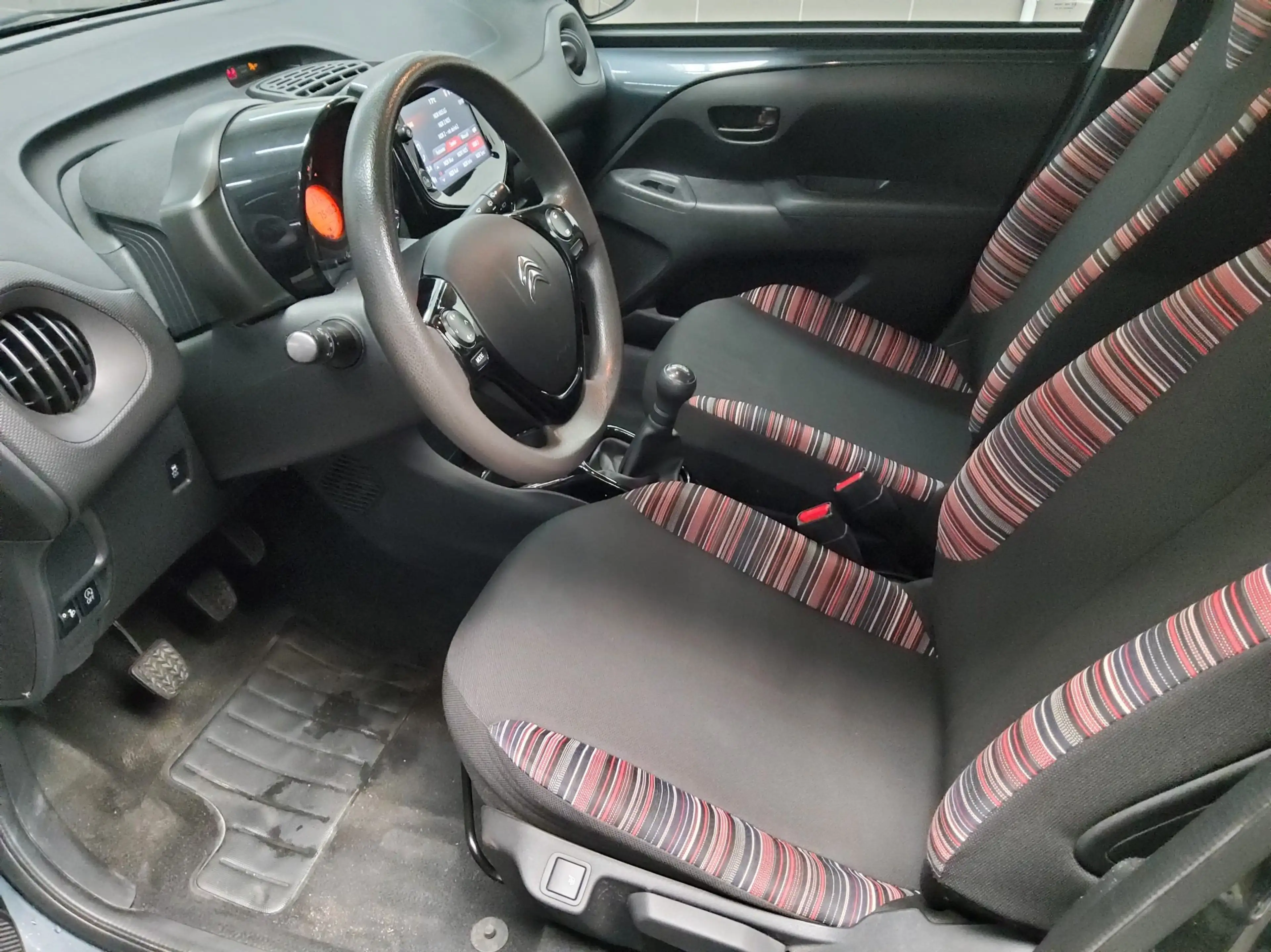 Citroen C1 1.0 Feel RFK Shz BT Klima — photo 8