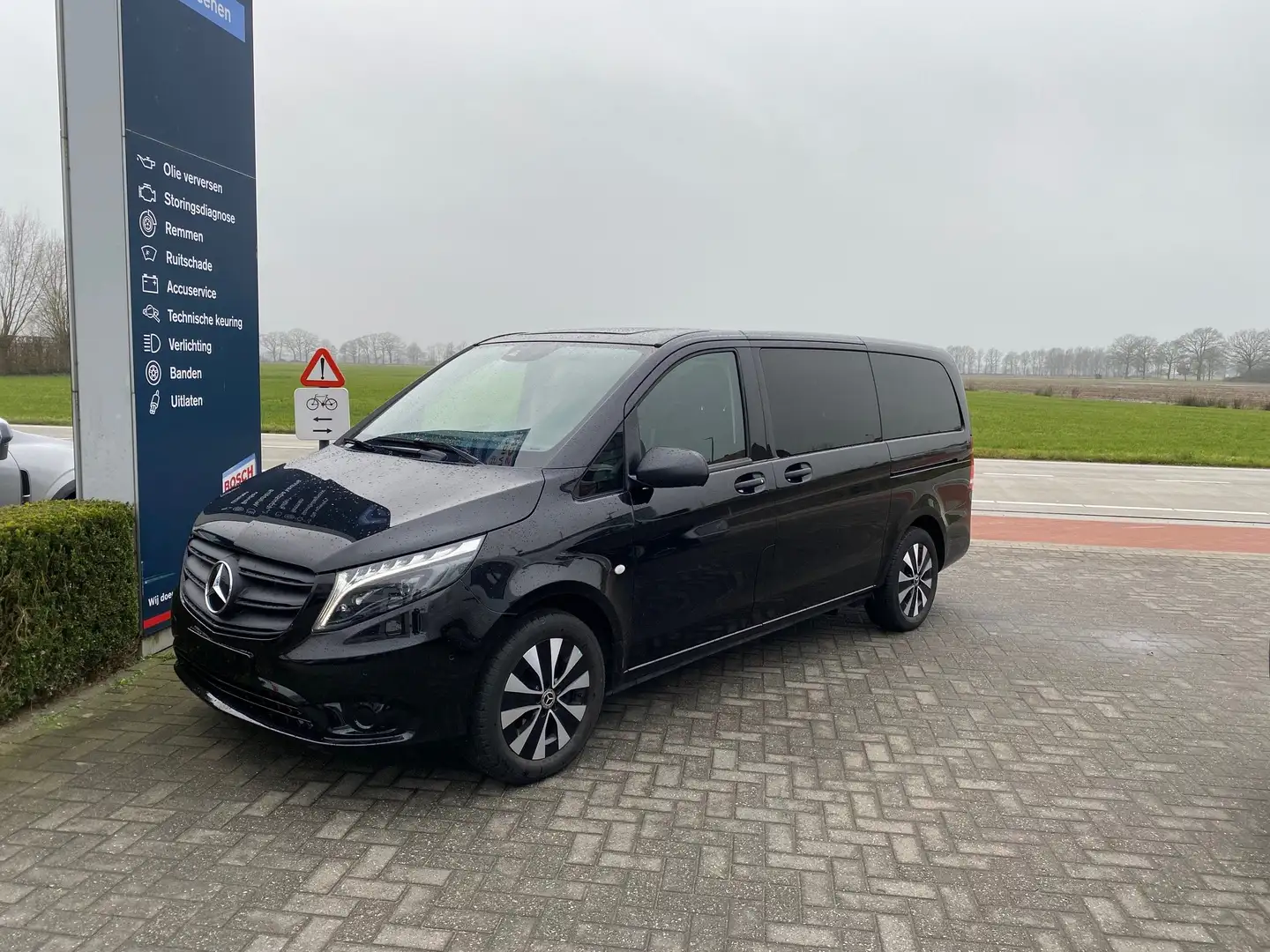 Mercedes-Benz Vito 5X TOURER 114 CDI AUTOMAAT LED LEDER 42000 EX BTW Zwart - 2