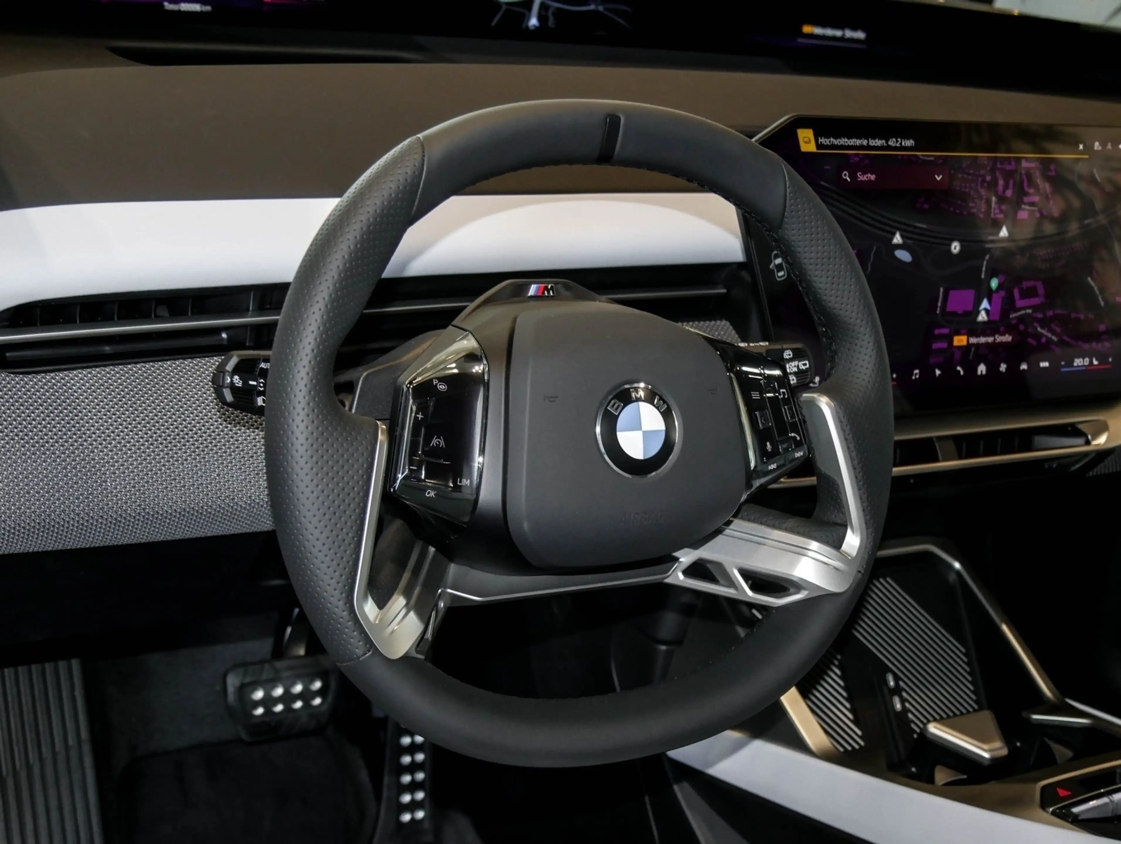 BMW iX3 40 M Sport HUD PANO ACC AHK RFK NAVI LED LM — photo 8