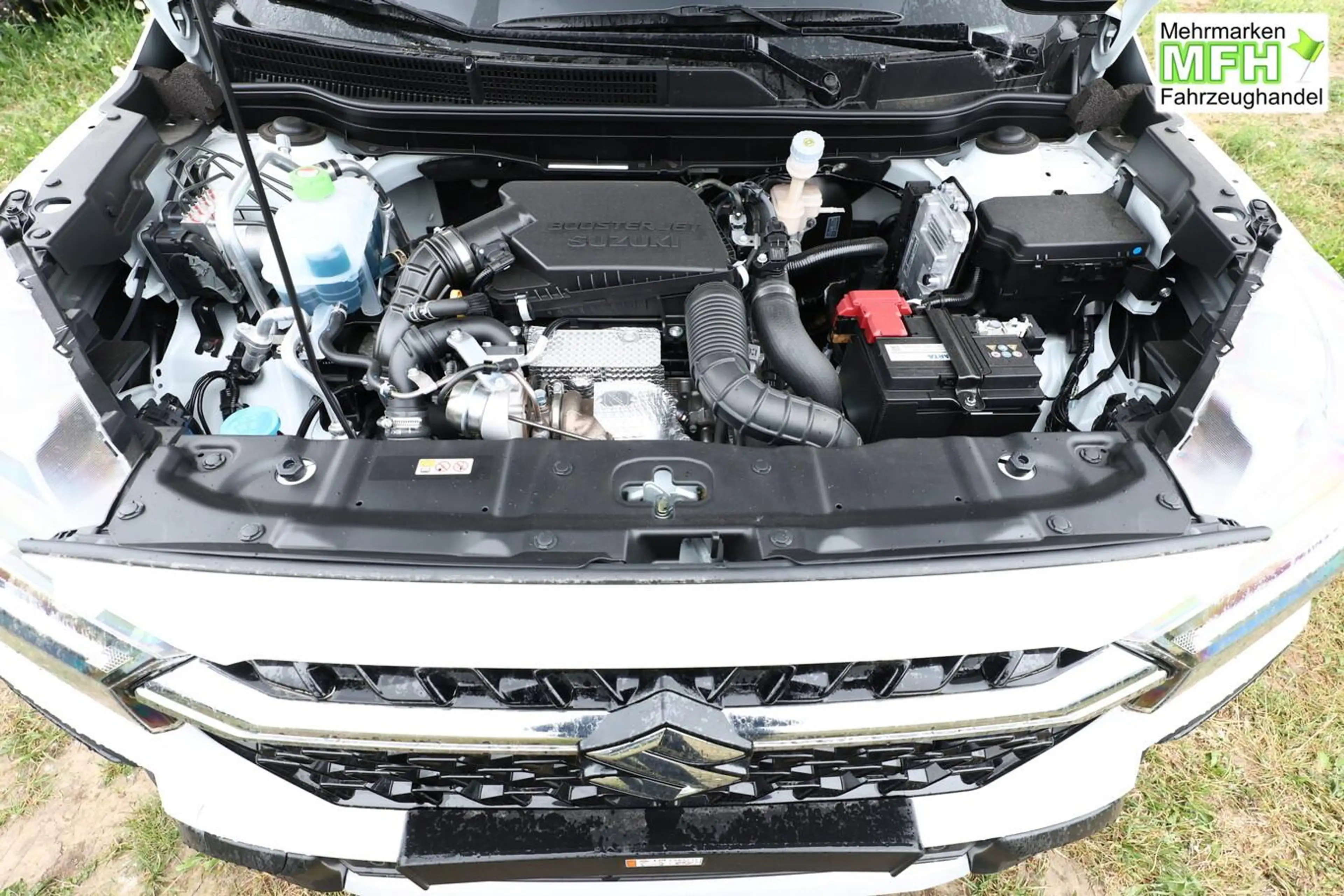 Suzuki S-Cross Comfort+ 1.4 MHEV 4WD Aut Pano 360° Lede 81 kW ... — photo 11