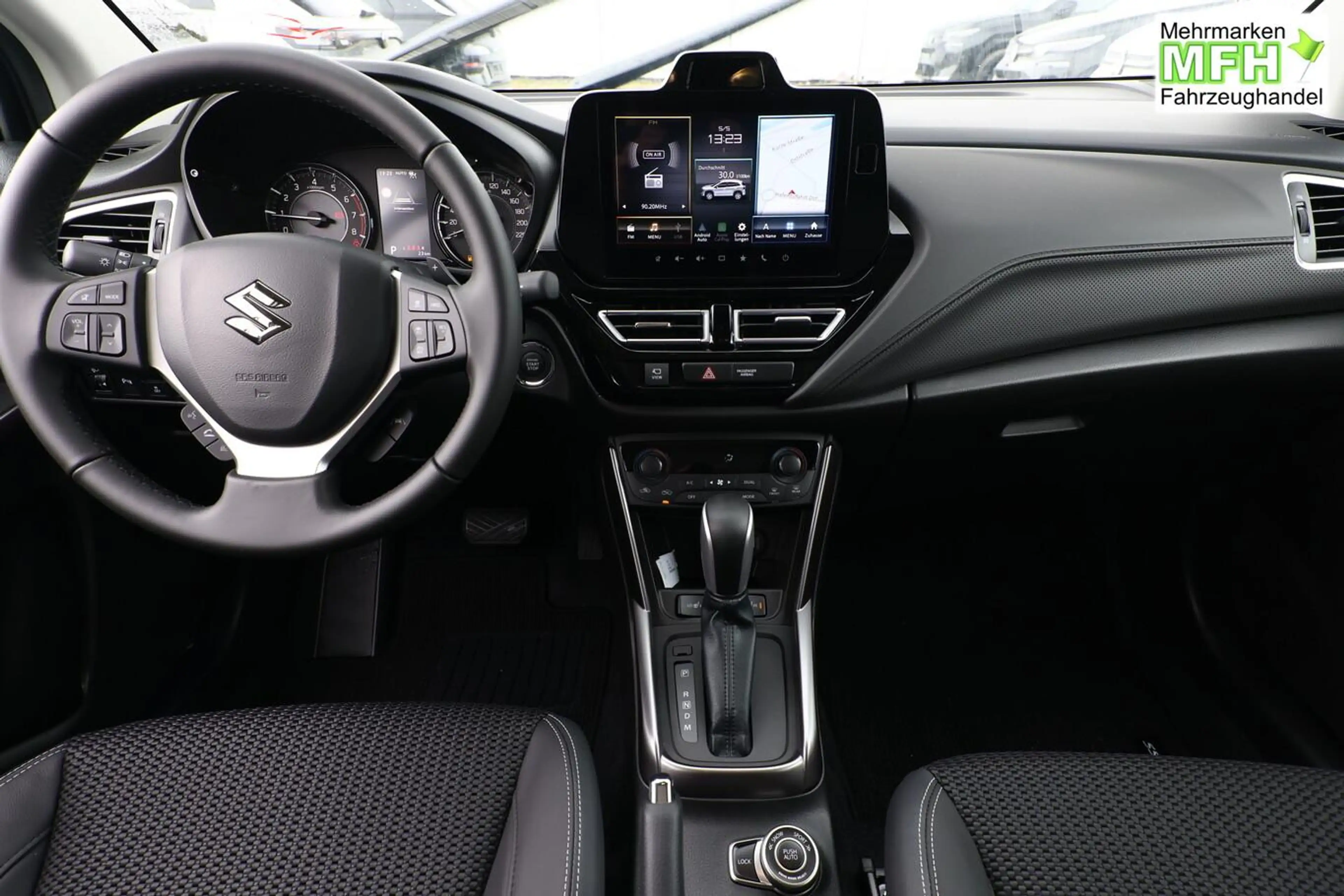 Suzuki S-Cross Comfort+ 1.4 MHEV 4WD Aut Pano 360° Lede 81 kW ... — photo 7