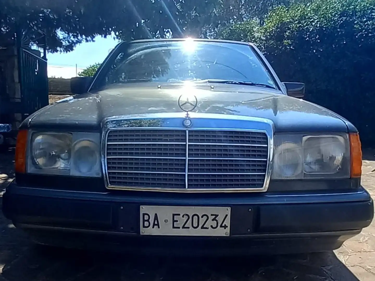 Mercedes-Benz E 200 E (124) 200 E Nero - 1