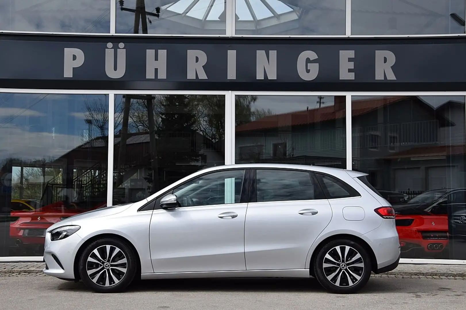 Mercedes-Benz B 160 *Style-Paket* Stříbrná - 1