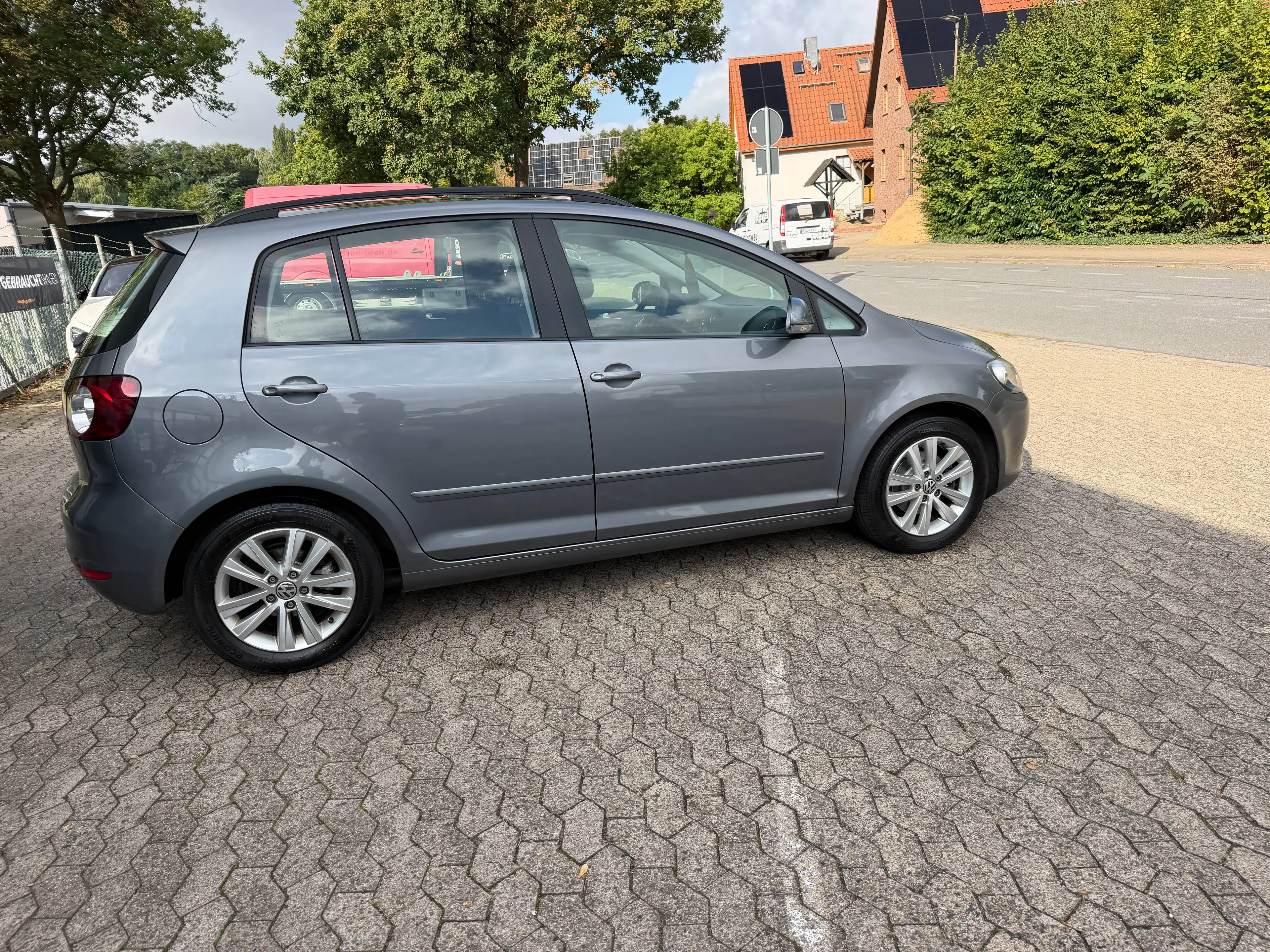 Volkswagen Golf Plus Trendline"1.HAND"TÜV/AU"NEU"12MonateGarantie" — photo 7