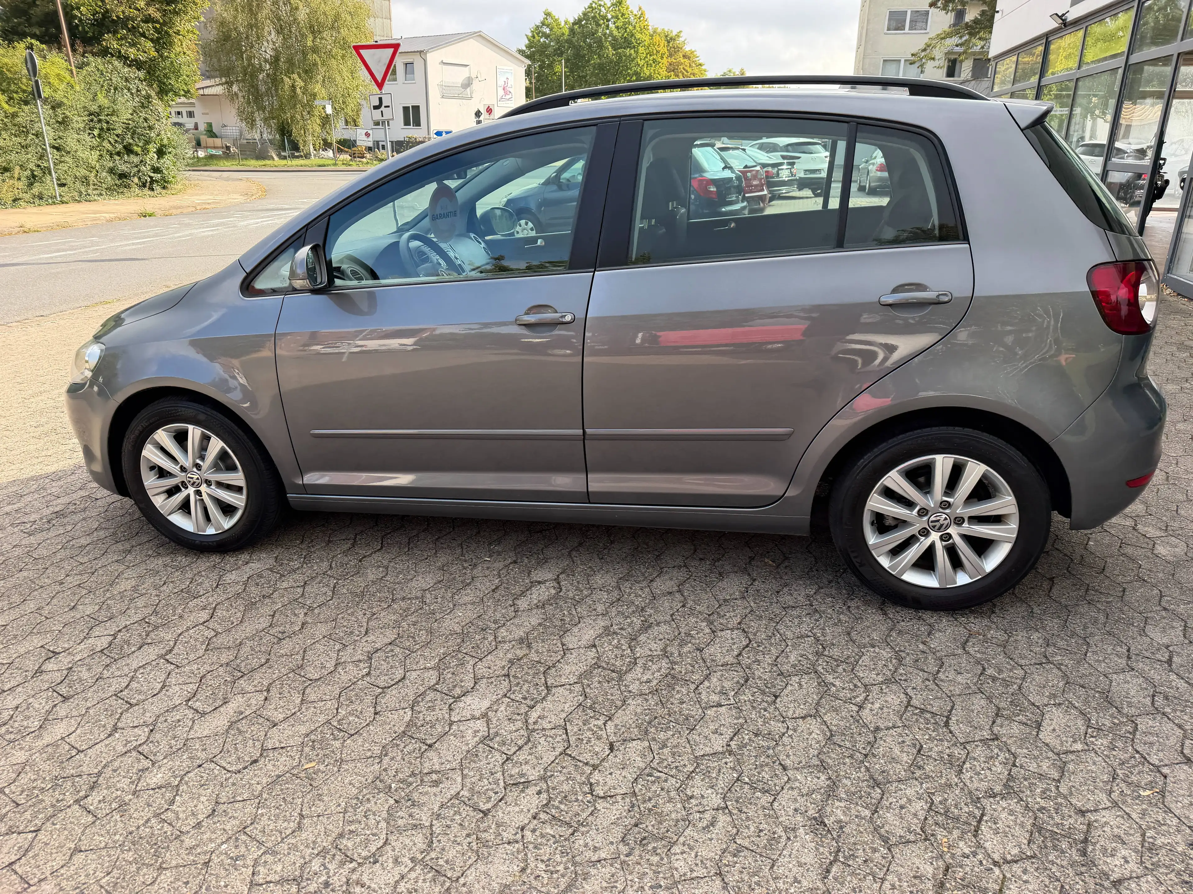 Volkswagen Golf Plus Trendline"1.HAND"TÜV/AU"NEU"12MonateGarantie" — photo 14