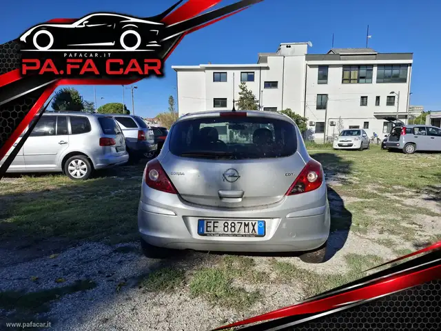 Opel Corsa view 9