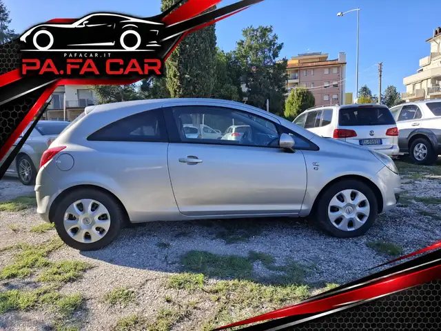 Opel Corsa view 10