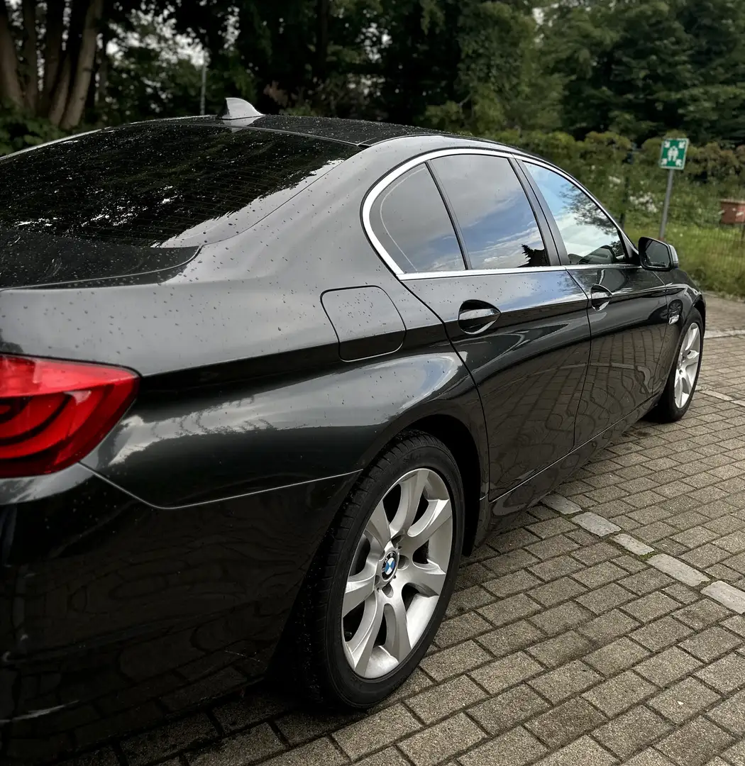BMW 523 523i Sport-Aut. - 2