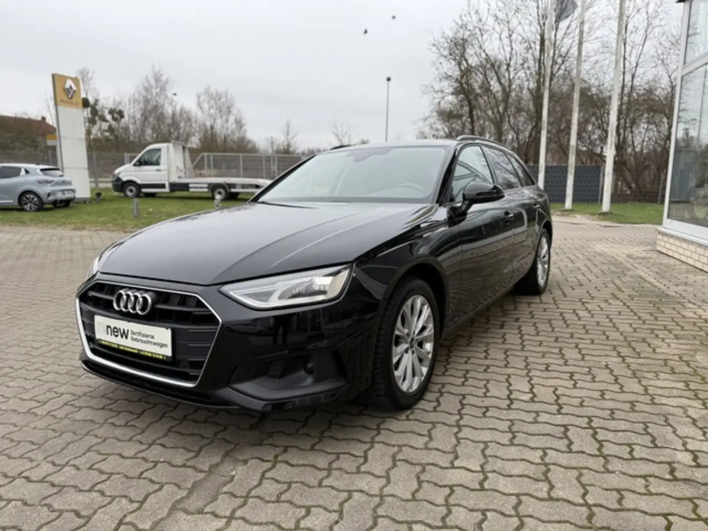 Audi A4 Avant 35 TDI S-tronic Schwarz - 1