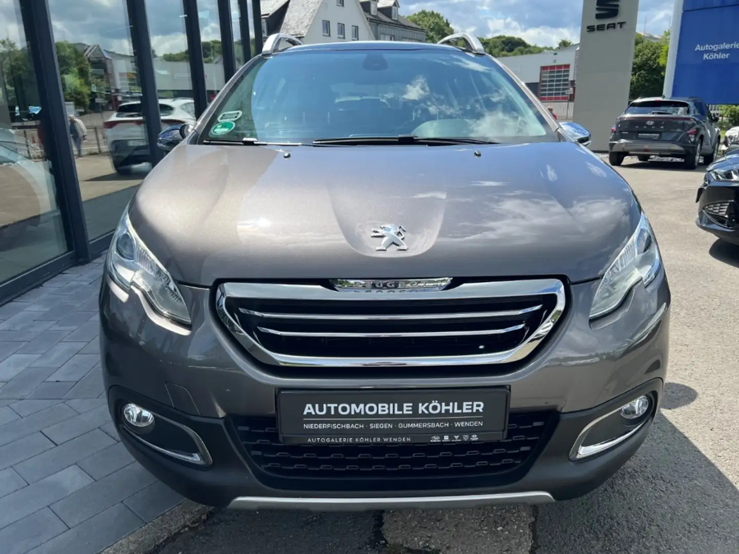 Peugeot 2008 Allure 1.6 e-HDi FAP 115 AHK, Glasdach Grau - 2