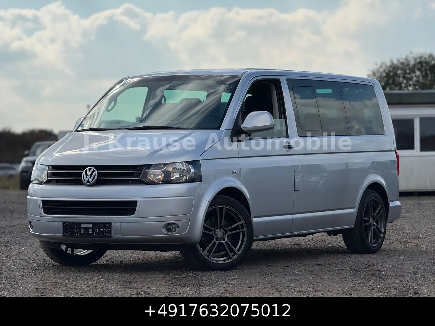 Volkswagen T5 Multivan 2.0TDI St.Hz. Navi 7-Sitzer Tüv Neu Silber - 1