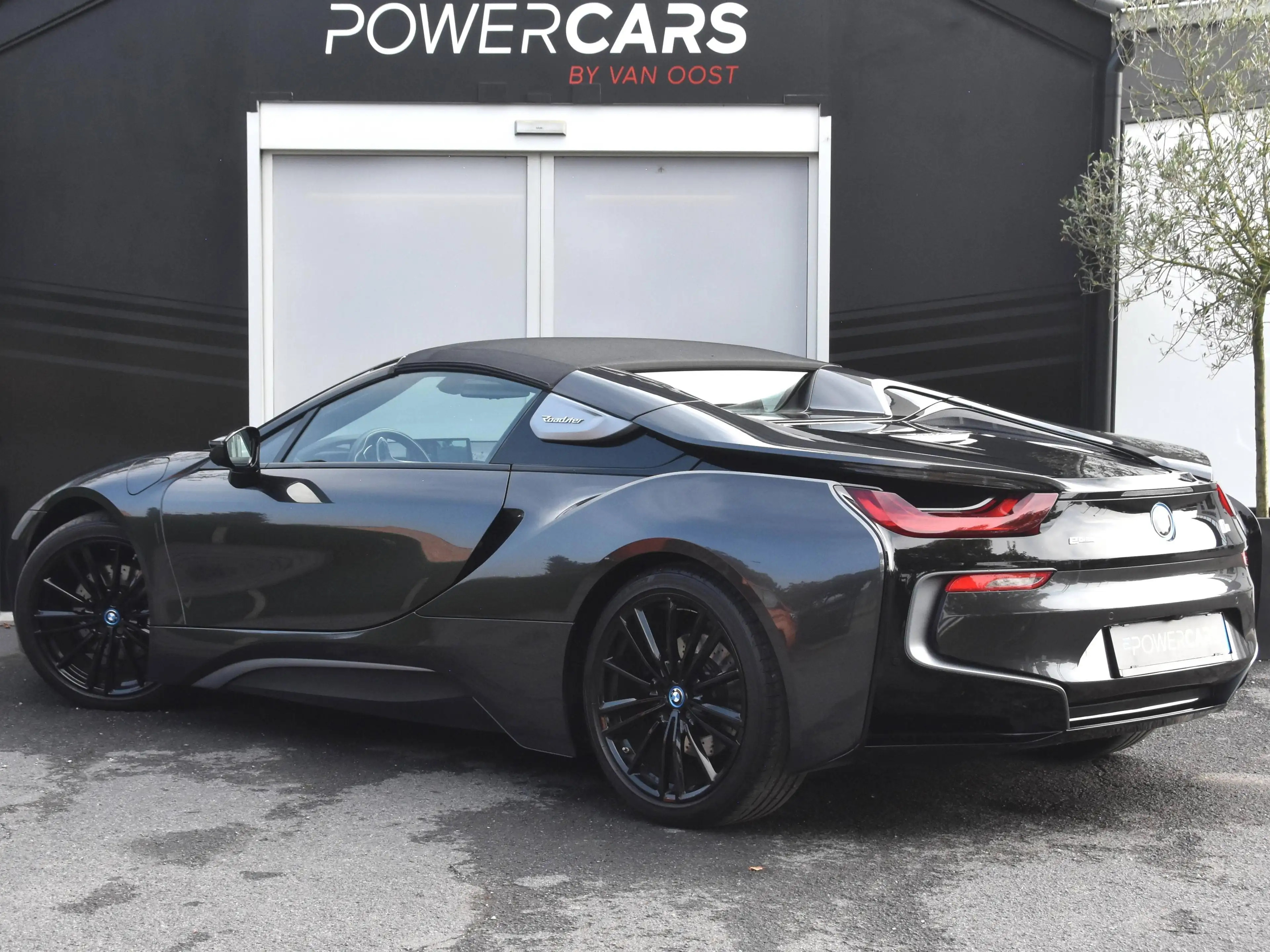 BMW i8 Roadster | 360 | HUD | HK | Memory | Laser — photo 8