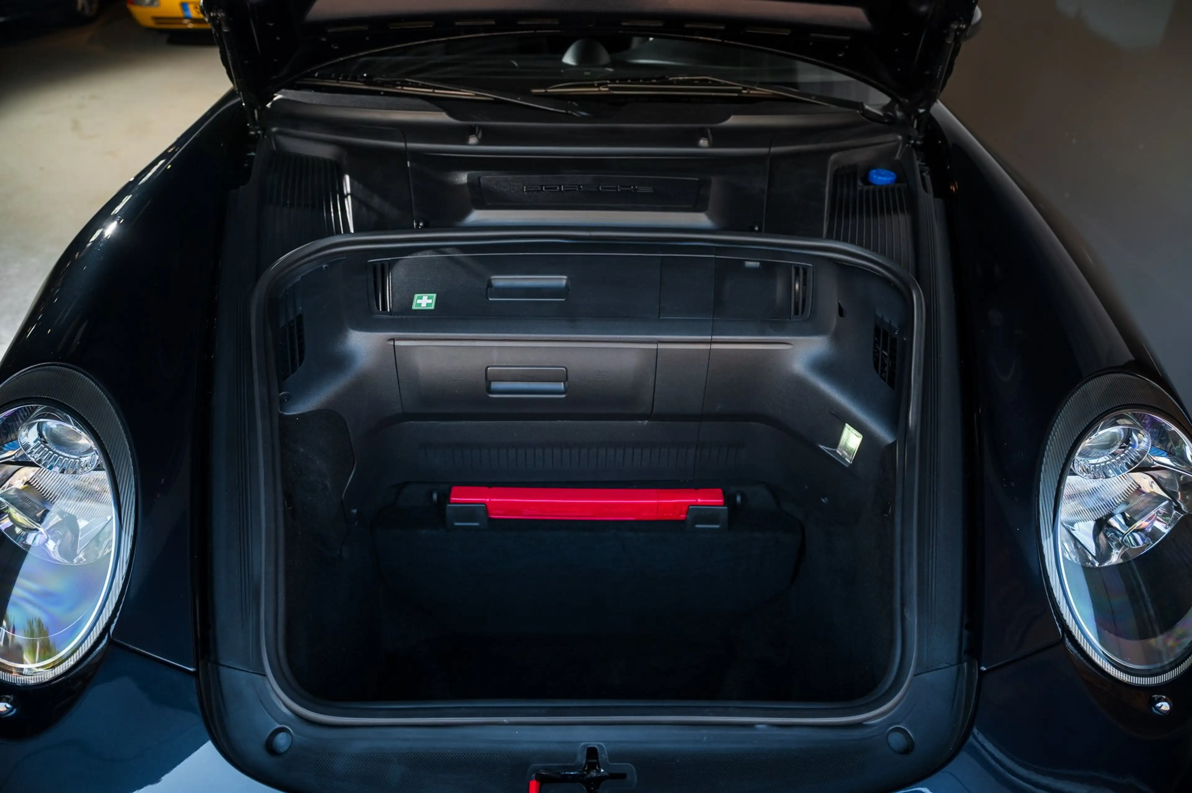 Porsche 997 3.8 Carrera S — photo 10