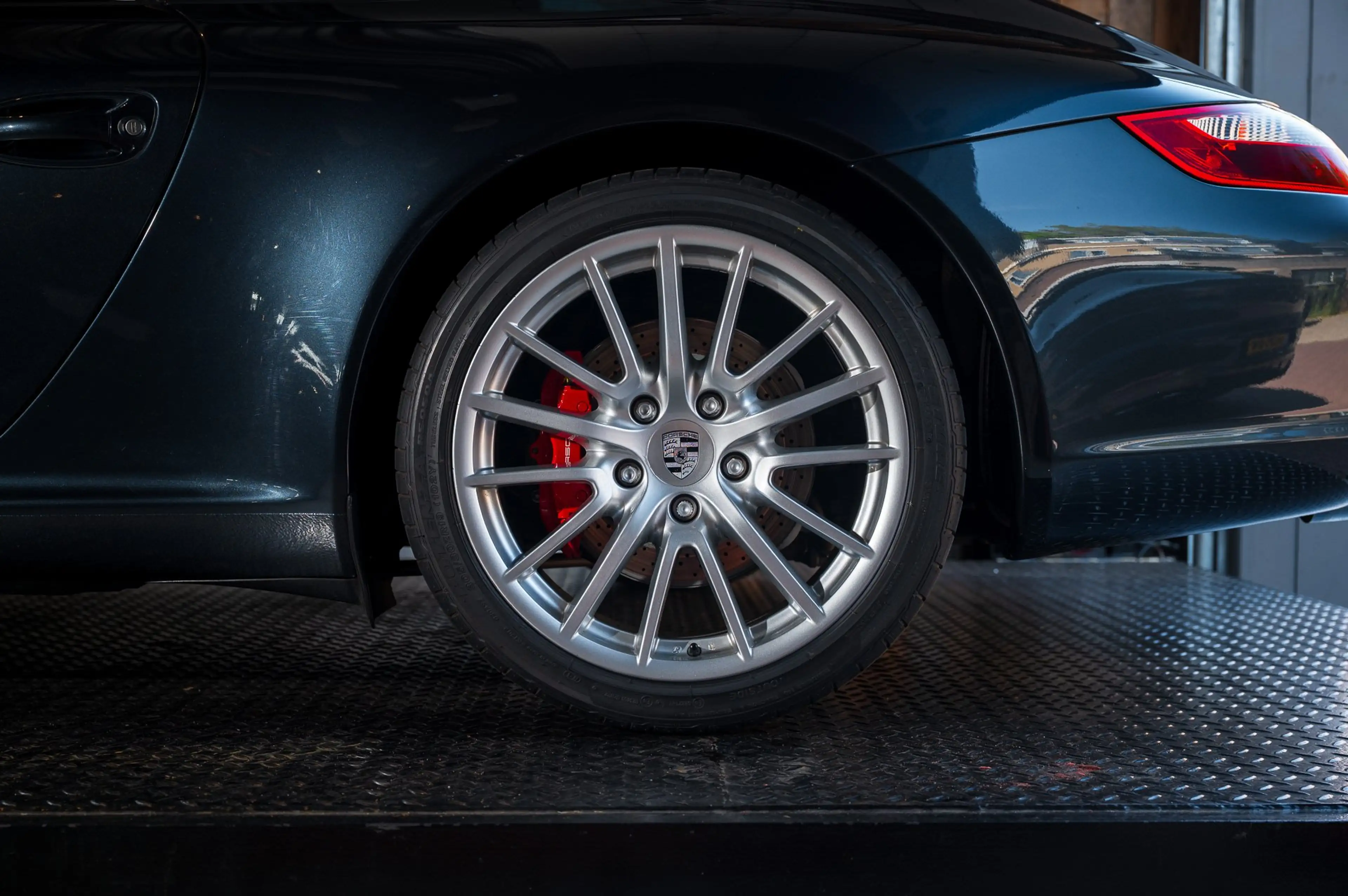 Porsche 997 3.8 Carrera S — photo 6