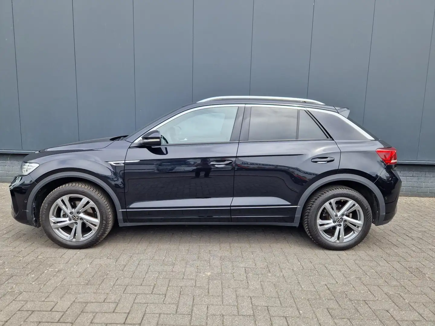 Volkswagen T-Roc 1.5 TSI R-Line Business /1e eigenaar Schwarz - 2