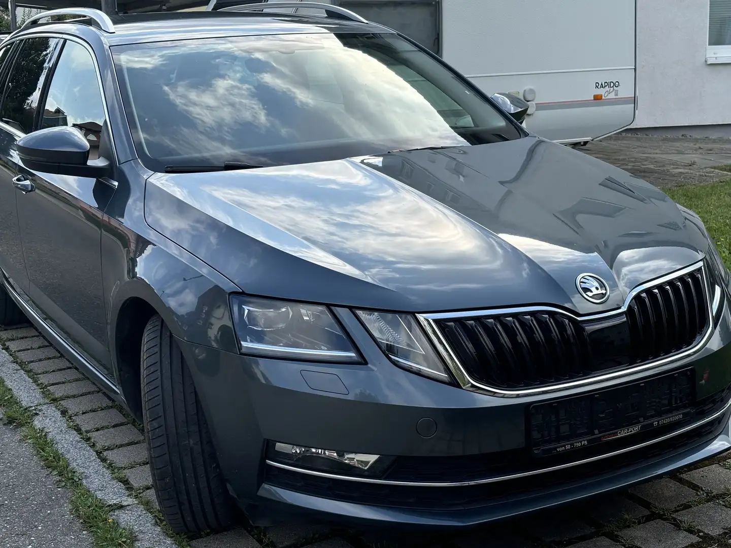 Skoda Octavia Octavia Combi 1.5 TGI G-TEC DSG Style Grau - 1