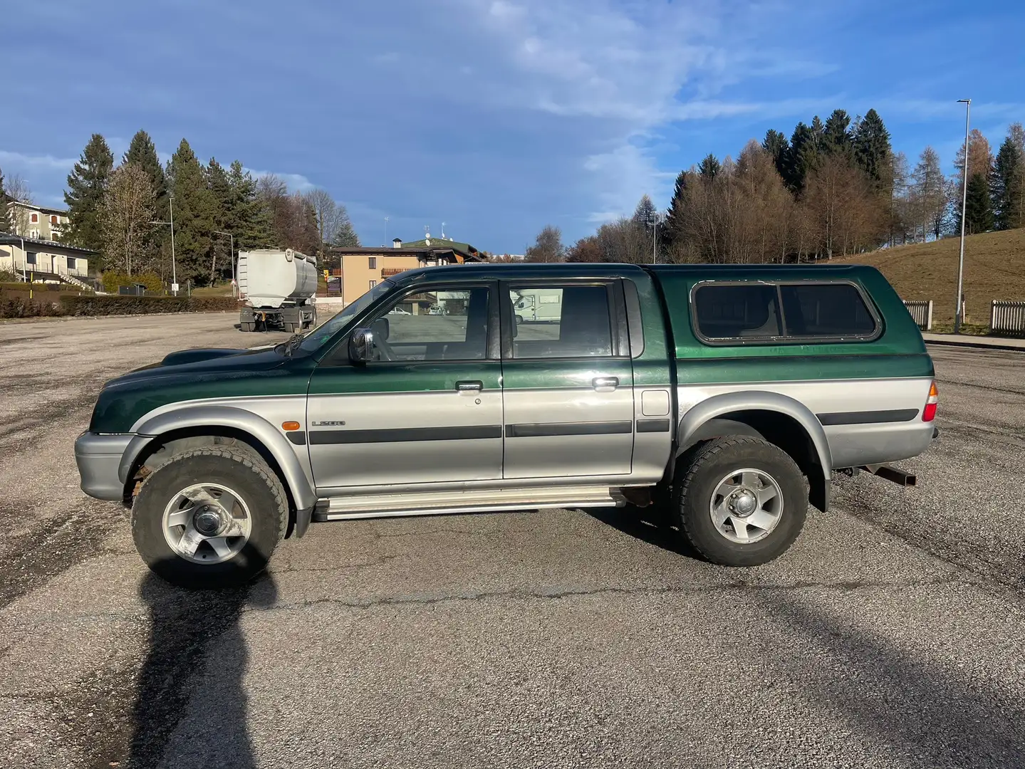 Mitsubishi L200 d.cab 2.5 tdi GLS 4wd - 2