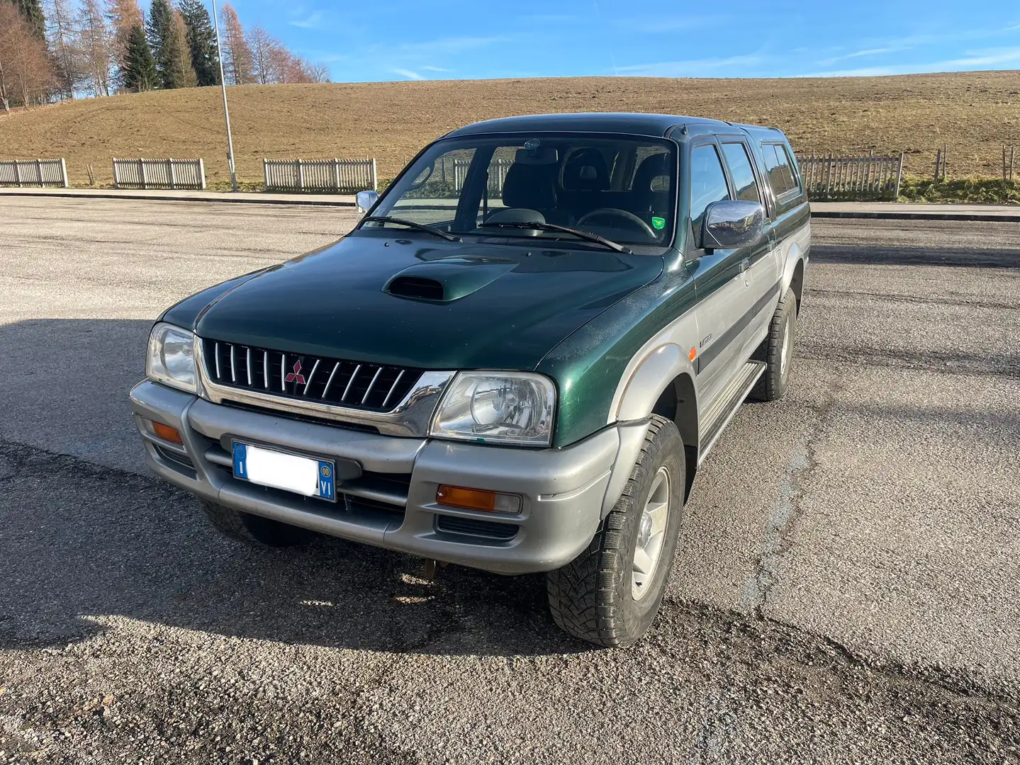 Mitsubishi L200 d.cab 2.5 tdi GLS 4wd - 1