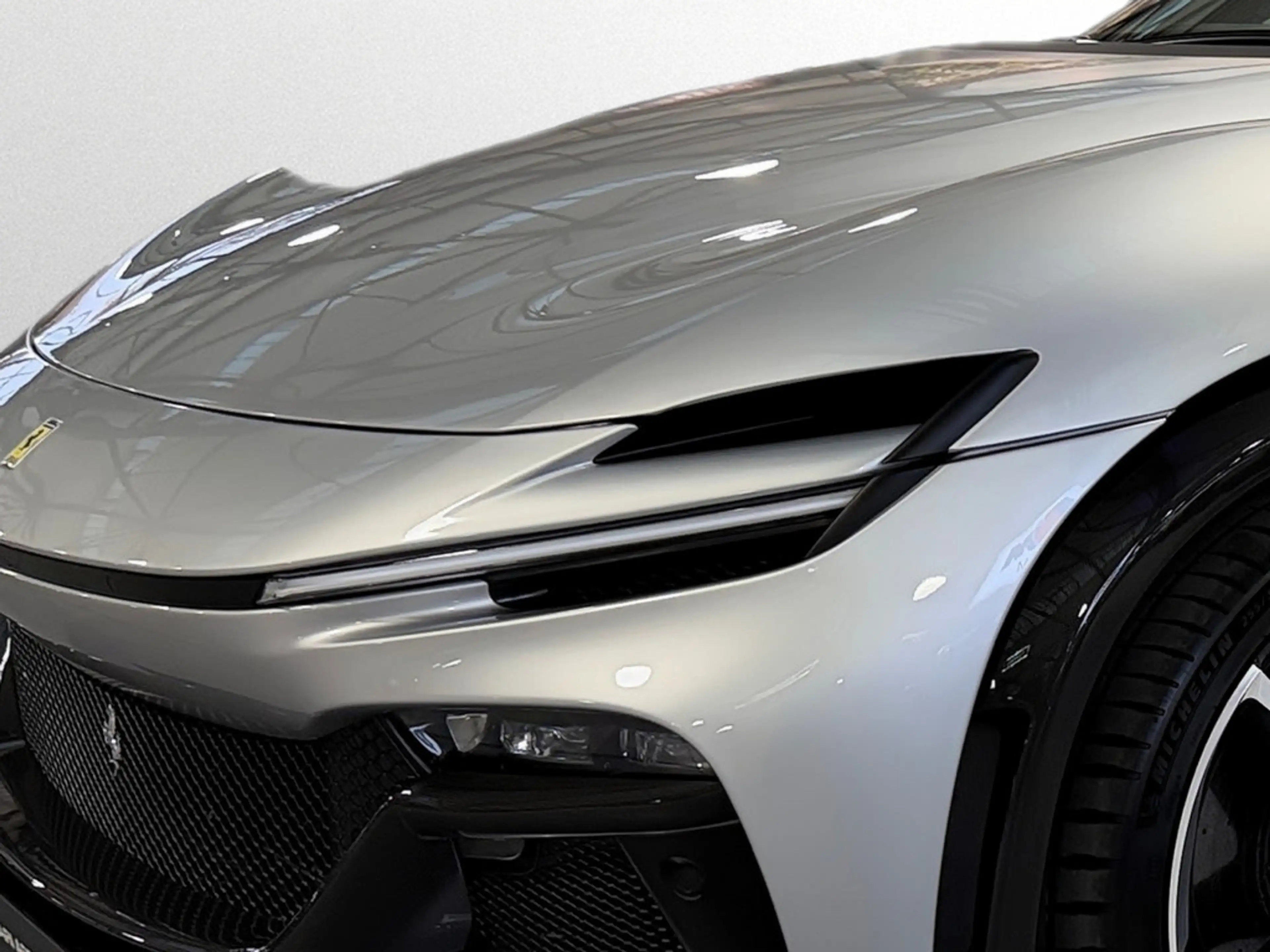 Ferrari Purosangue Tastenlenkrad LED*FULL PPF*8 Fach — photo 14