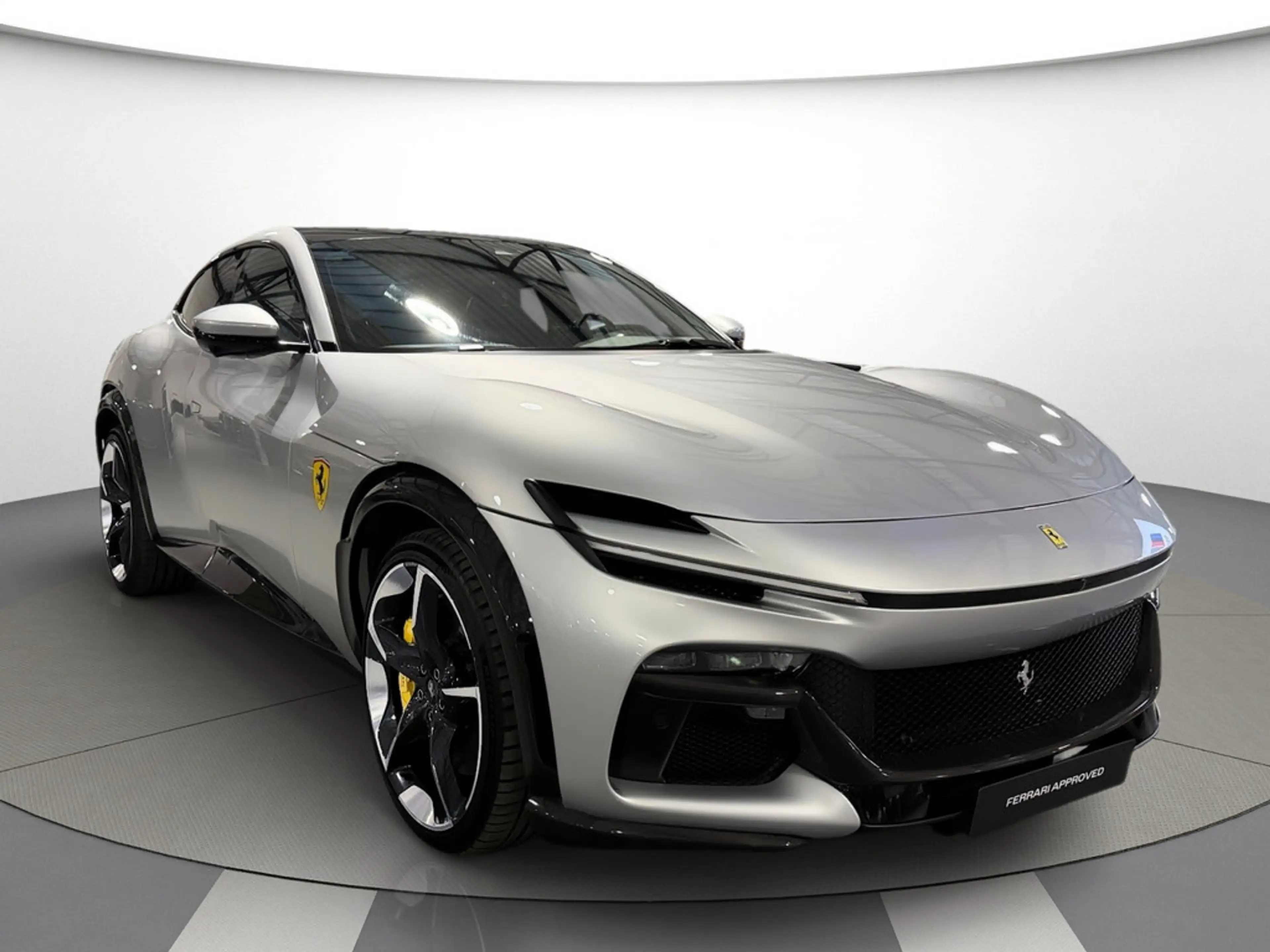 Ferrari Purosangue Tastenlenkrad LED*FULL PPF*8 Fach — photo 5