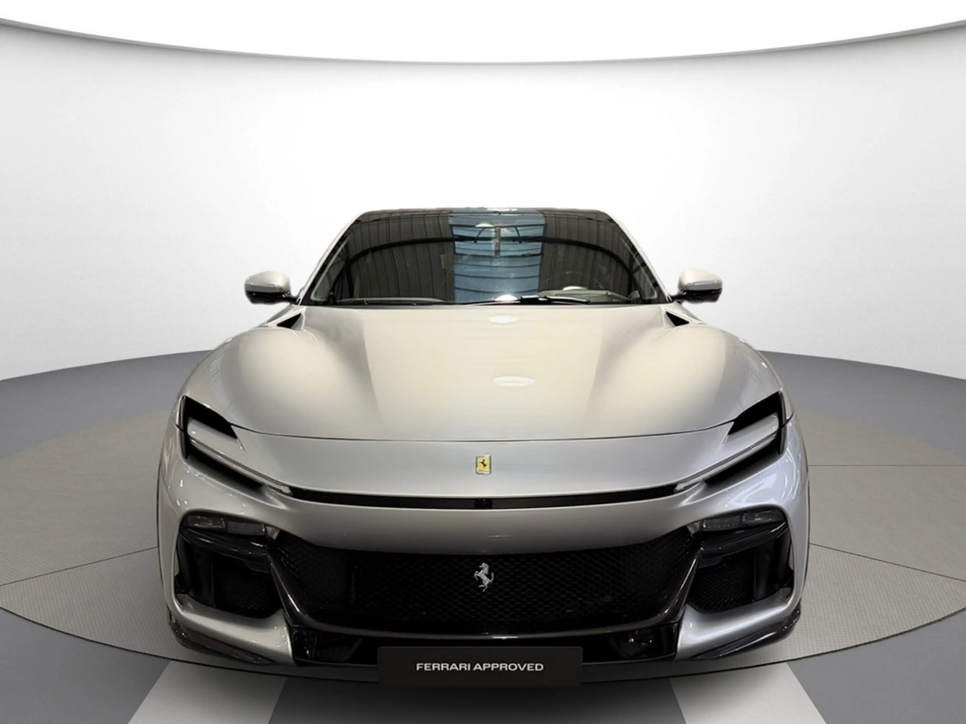Ferrari Purosangue Tastenlenkrad LED*FULL PPF*8 Fach — photo 4