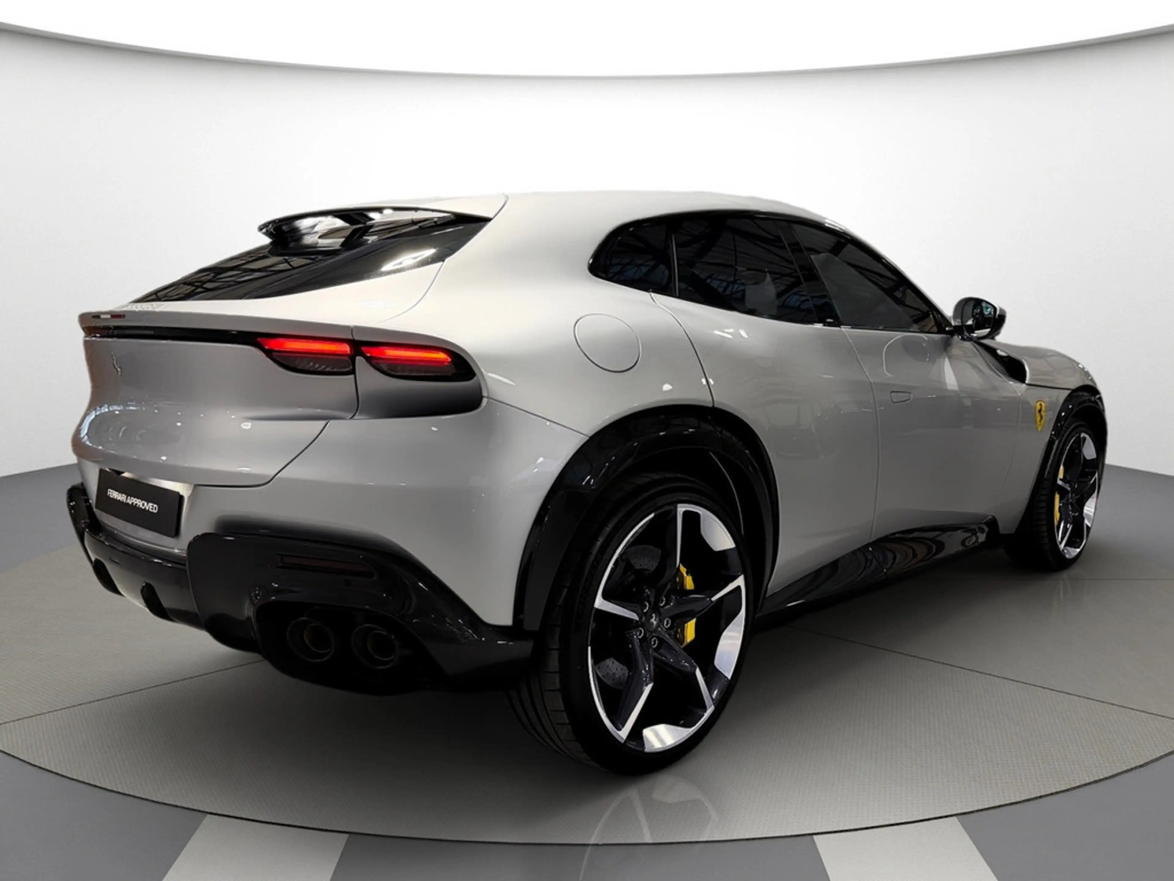 Ferrari Purosangue Tastenlenkrad LED*FULL PPF*8 Fach — photo 9