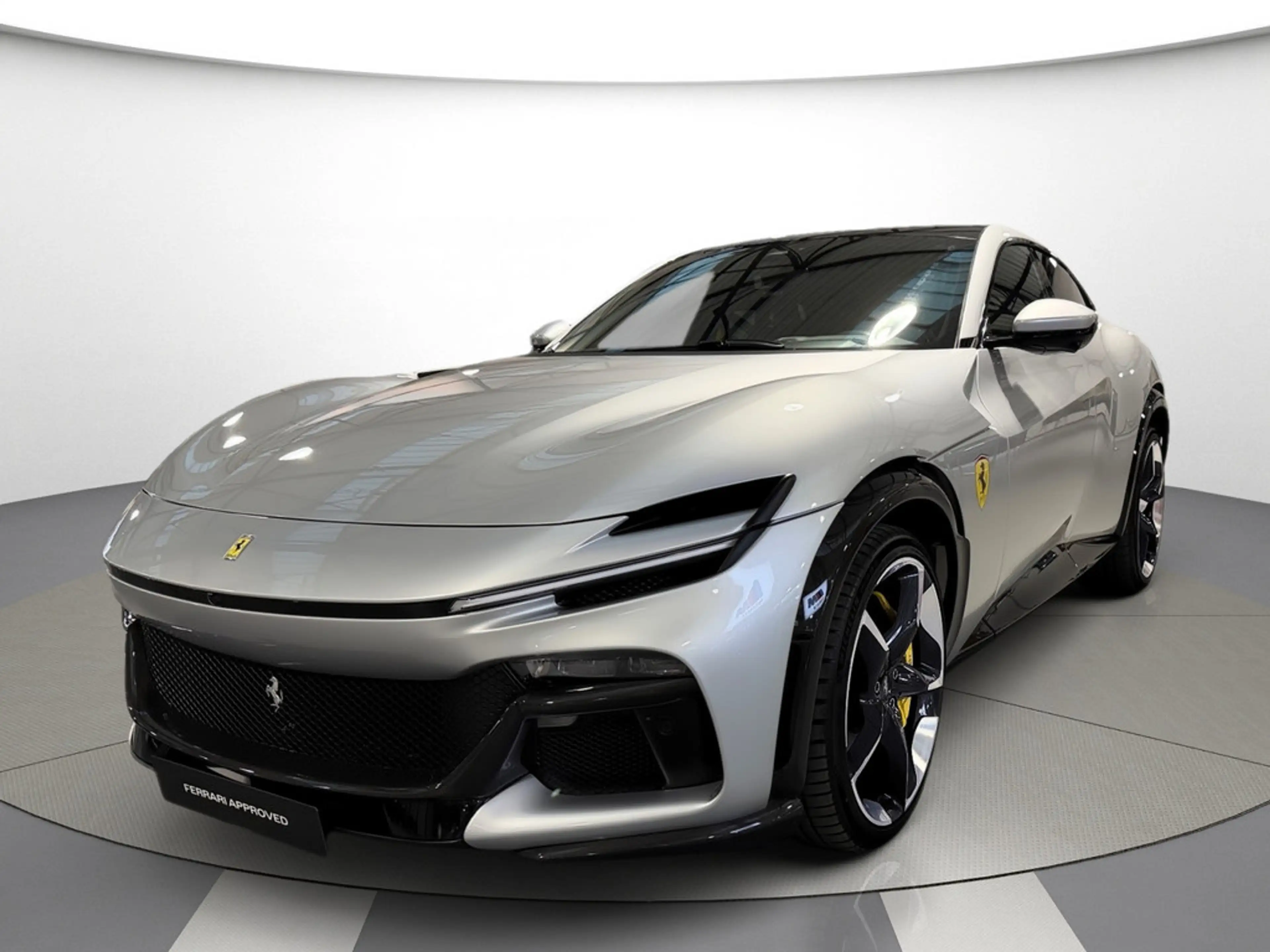 Ferrari Purosangue Tastenlenkrad LED*FULL PPF*8 Fach — photo 3