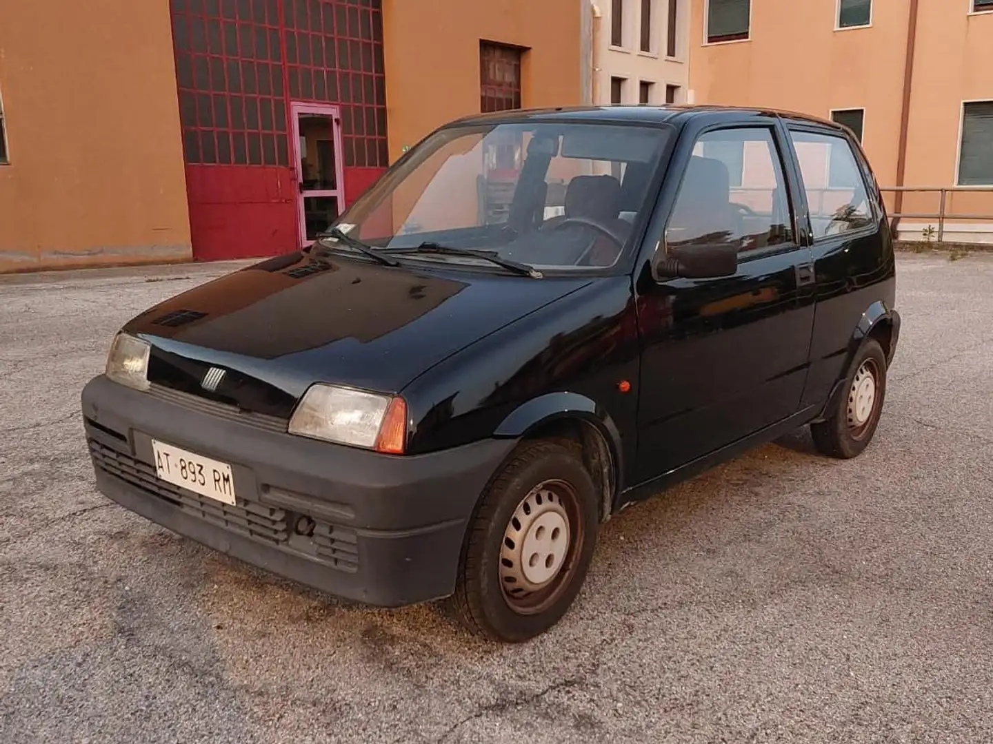 Fiat Cinquecento Cinquecento 1992 0.9 Young Schwarz - 1