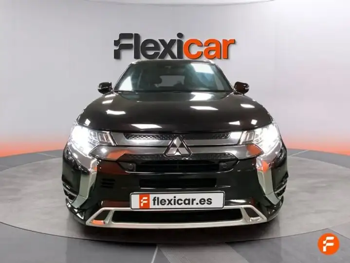 Mitsubishi Outlander PHEV Kaiteki 4WD 2021, foto 2