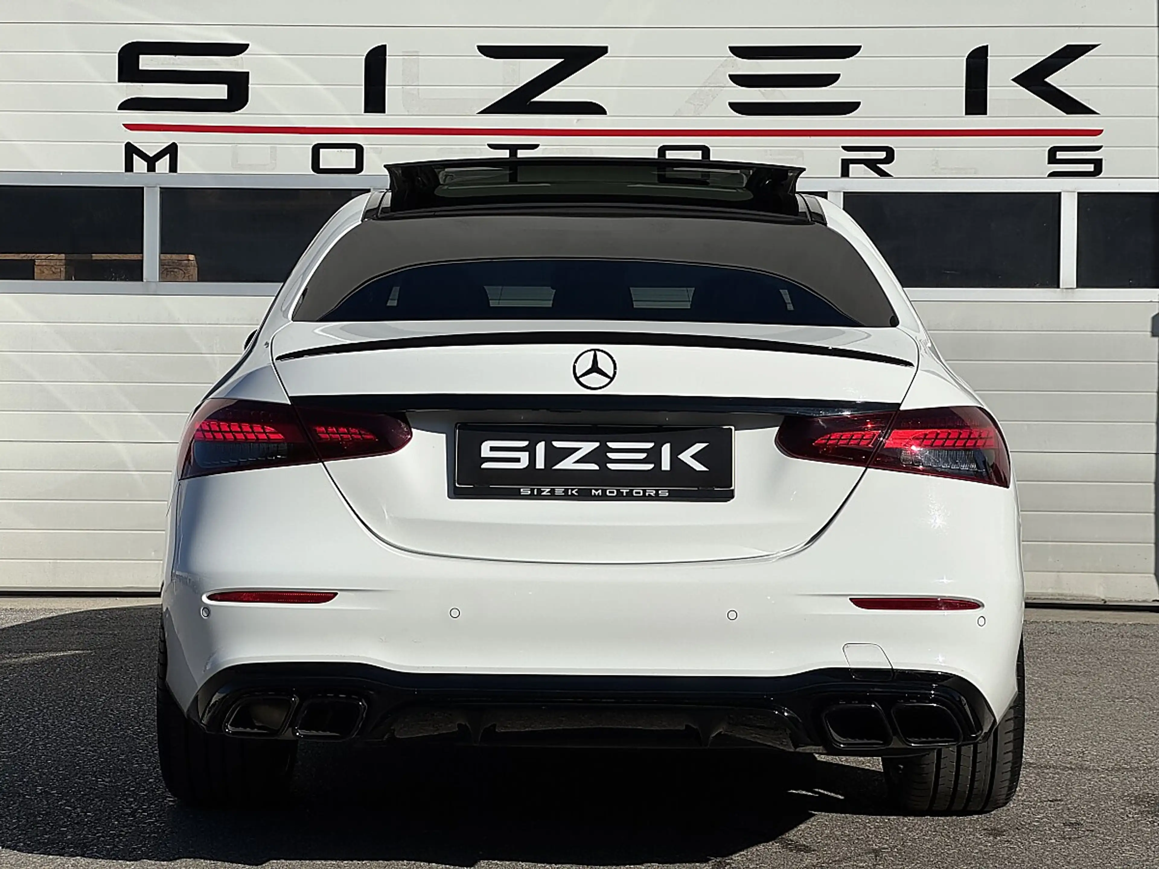Mercedes-Benz E 220 d Aut.|AMG 63 LOOK|AMG-LINE|PANO|360*-KAMERA — photo 6