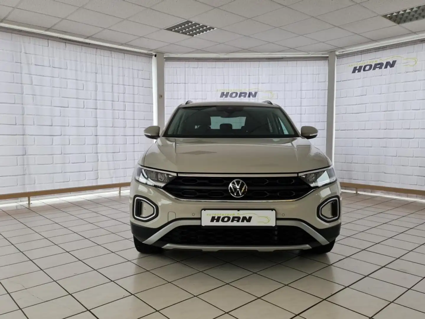 Volkswagen T-Roc Life, 1.Hand, unfallfrei, Navi, AHK,LMF,Scheckheft Grau - 2