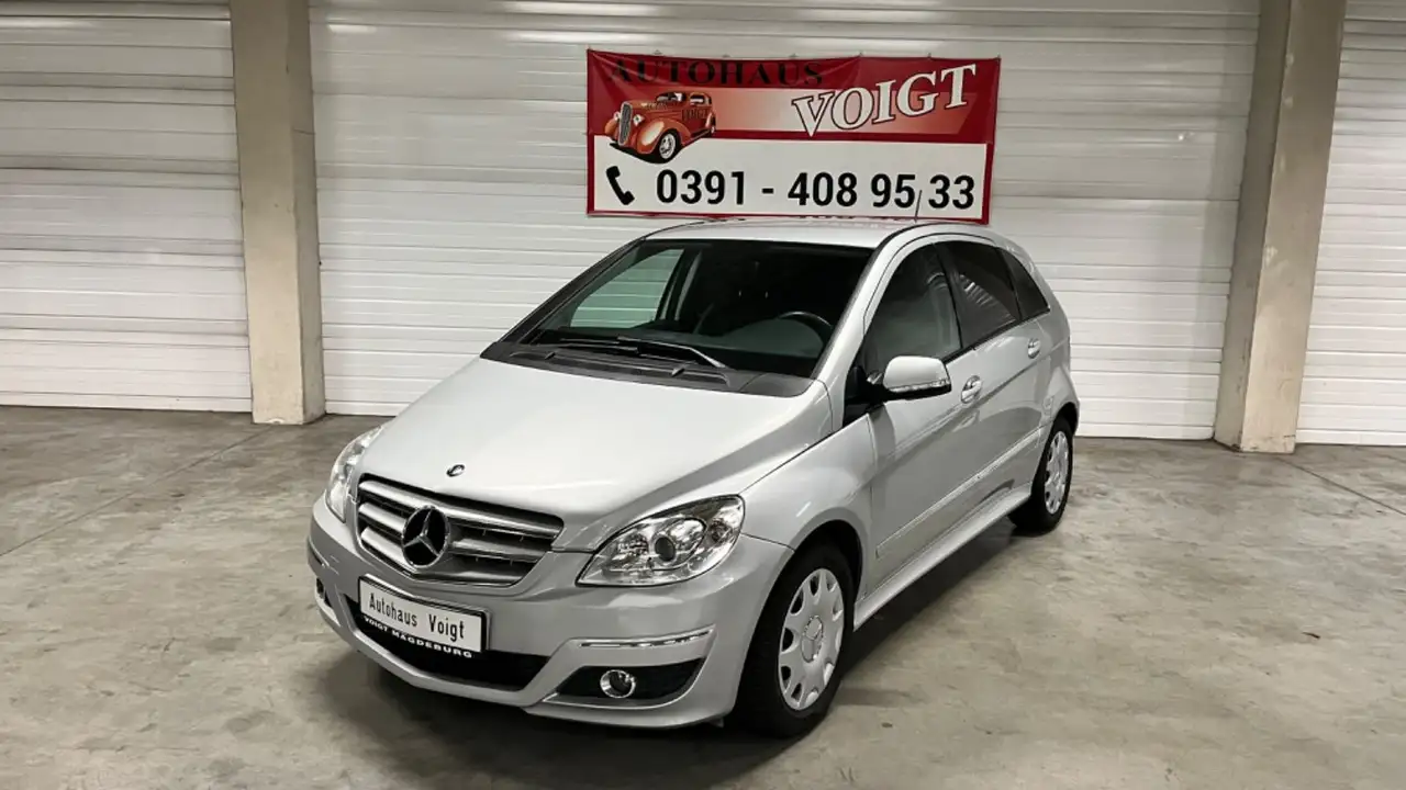 Mercedes-Benz B 200