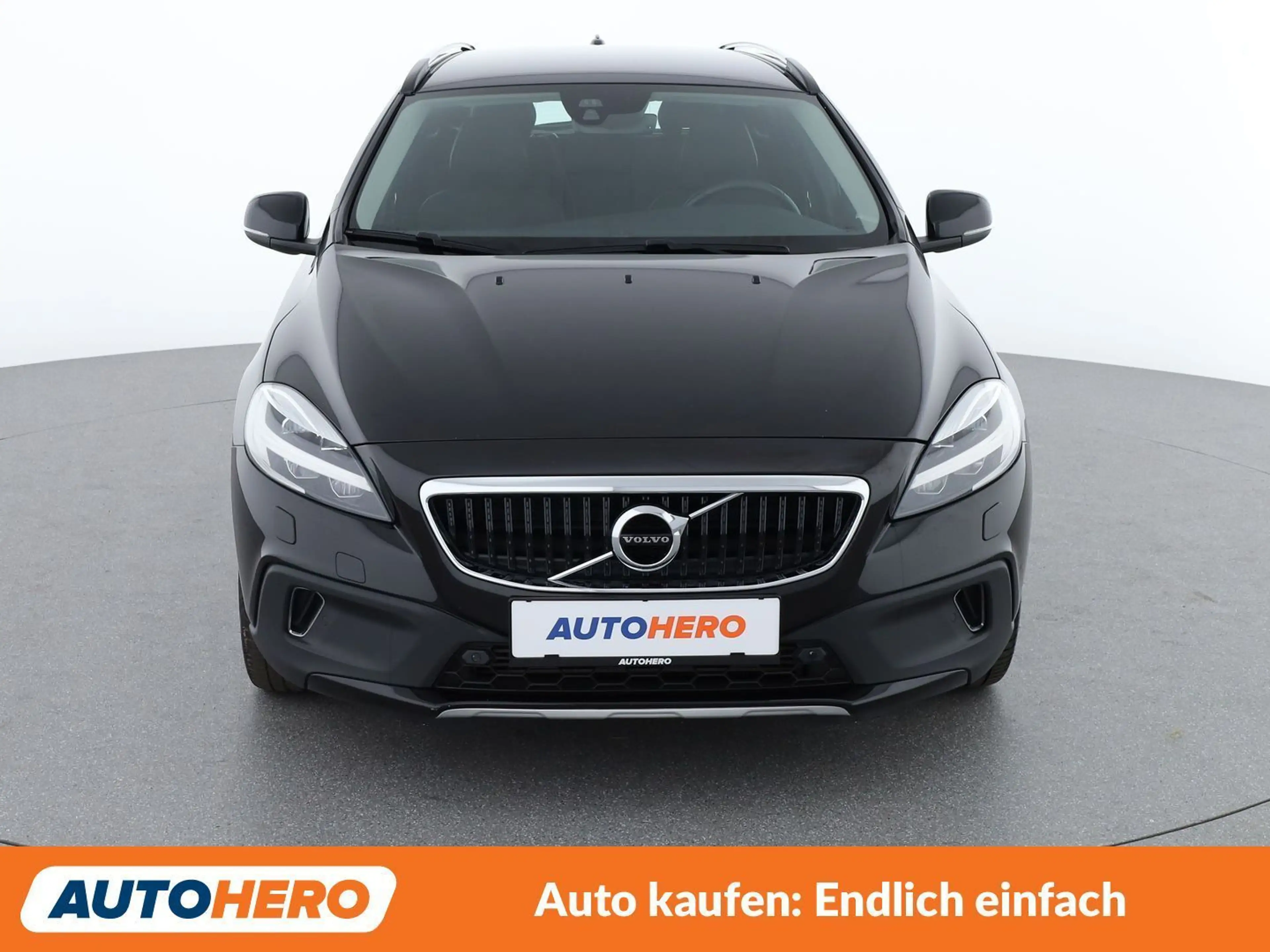 Volvo V40 Cross Country 2.0 D3 Momentum *NAVI*TEMPO*CAM*SHZ* — photo 9