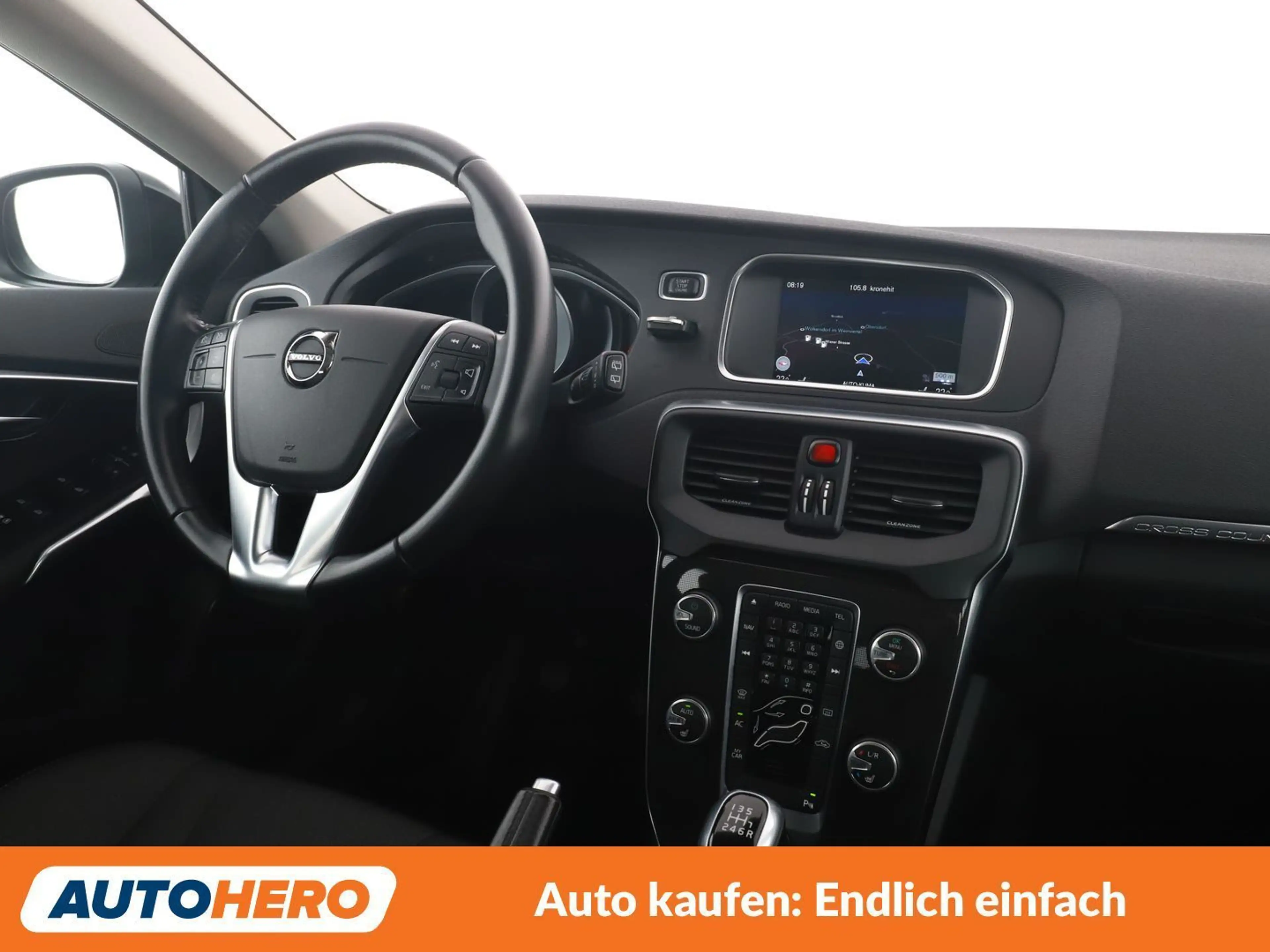Volvo V40 Cross Country 2.0 D3 Momentum *NAVI*TEMPO*CAM*SHZ* — photo 13