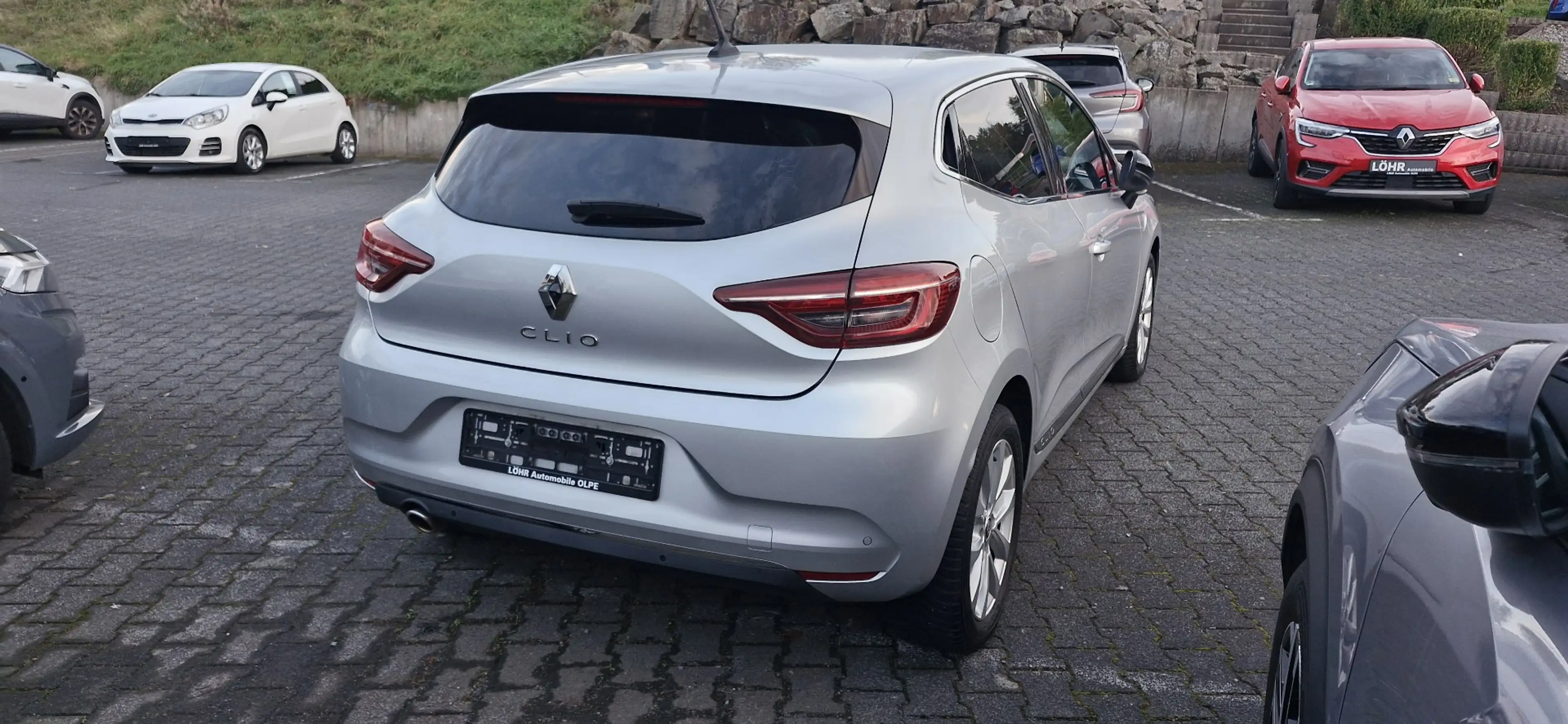 Renault Clio Intens / 360 Grad Kamera / Sitzheizung — photo 10