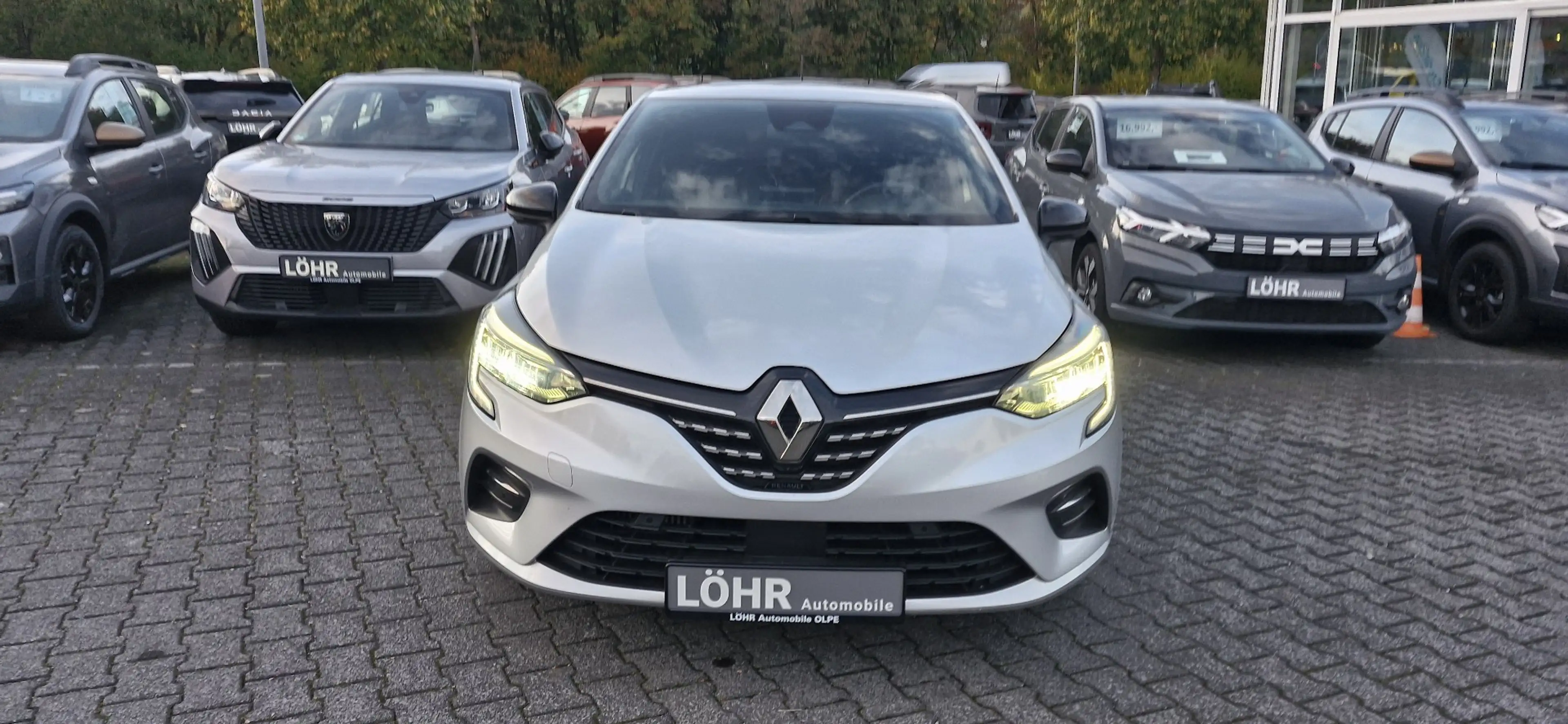 Renault Clio Intens / 360 Grad Kamera / Sitzheizung — photo 4