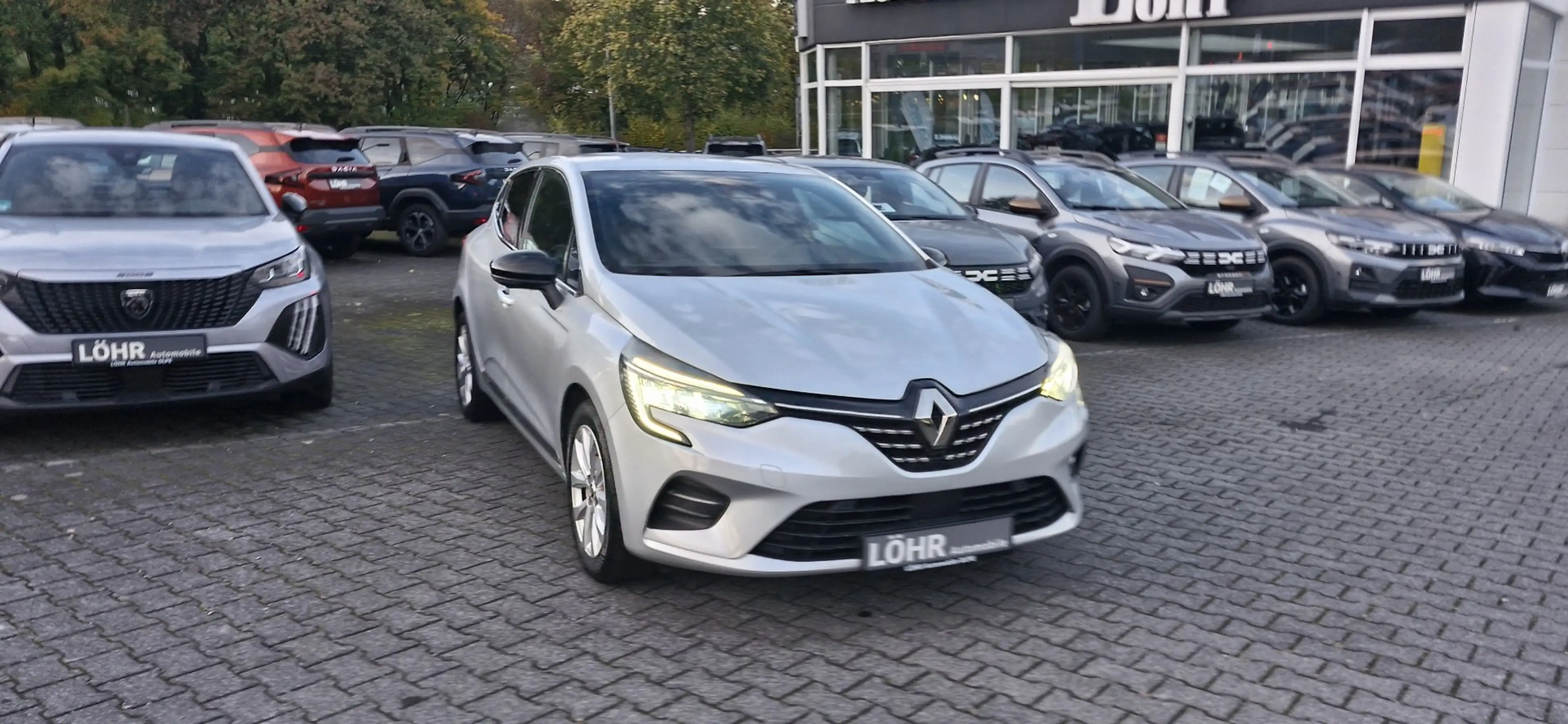 Renault Clio Intens / 360 Grad Kamera / Sitzheizung — photo 3