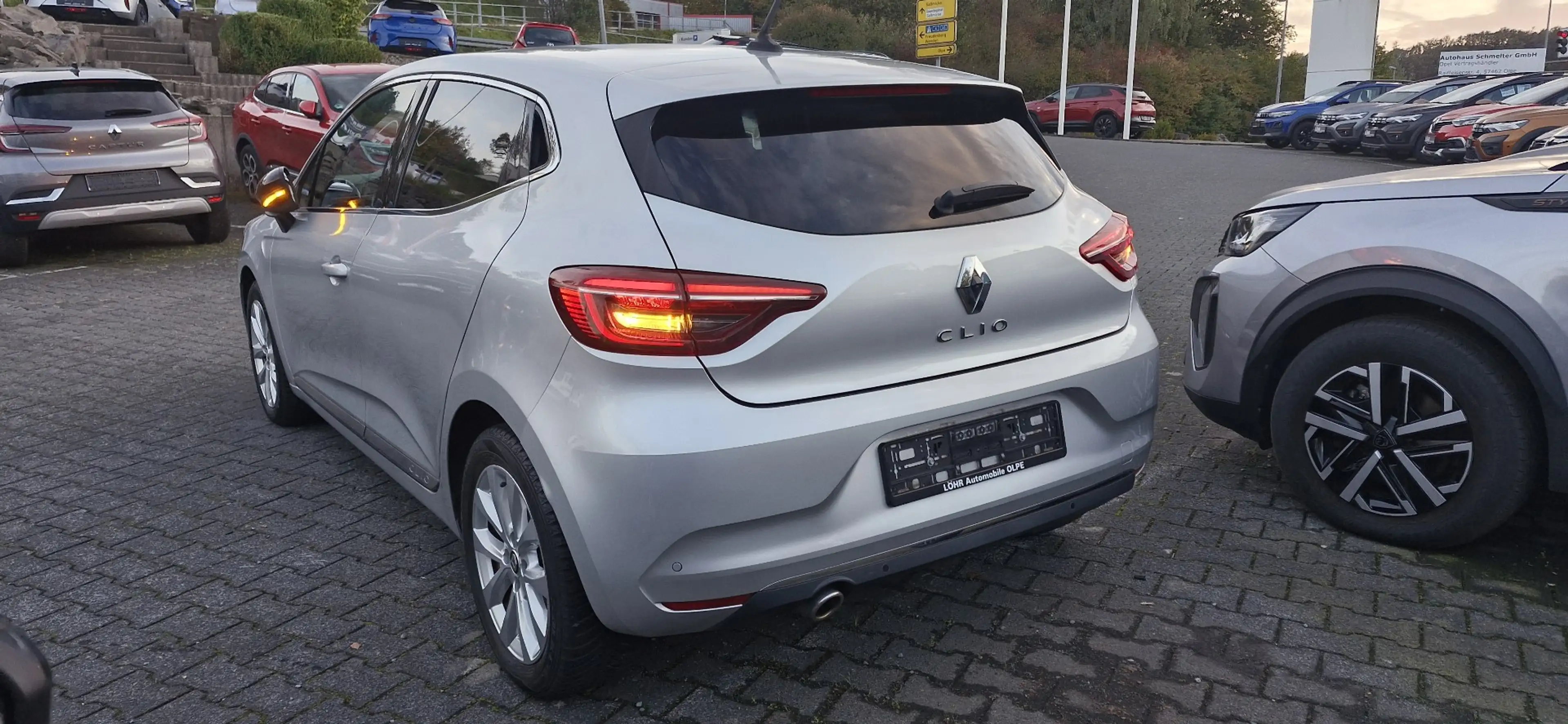 Renault Clio Intens / 360 Grad Kamera / Sitzheizung — photo 8