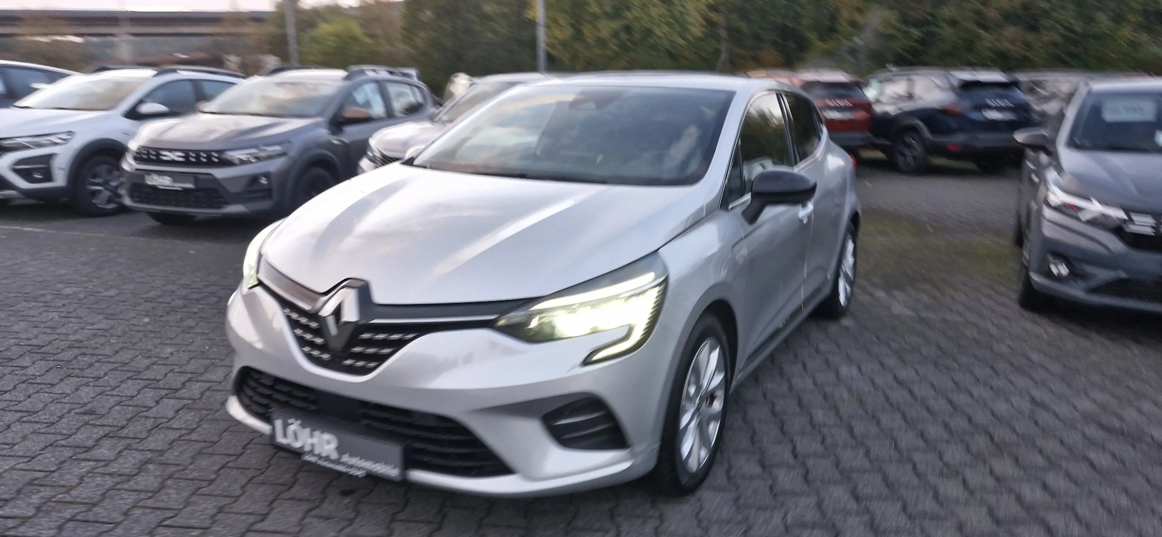 Renault Clio Intens / 360 Grad Kamera / Sitzheizung — photo 5
