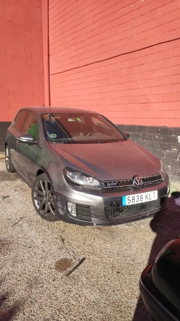 Volkswagen Golf 2.0TDI CR GTD DSG Gris - 1