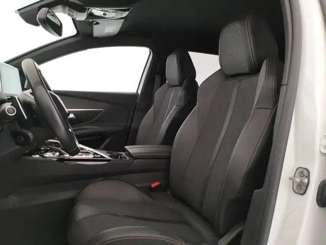 Peugeot 3008 view 10