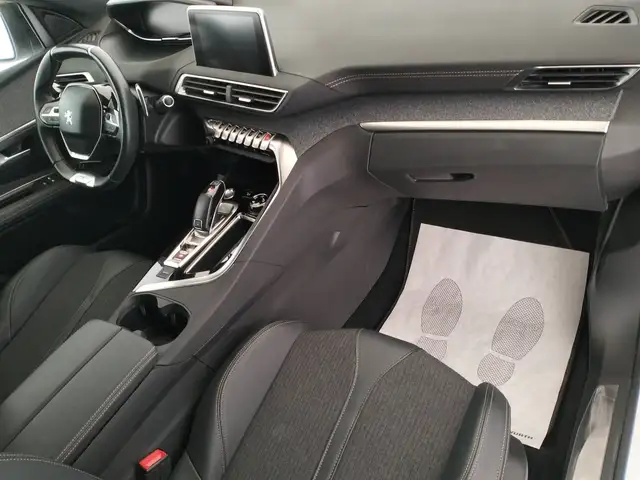 Peugeot 3008 view 14