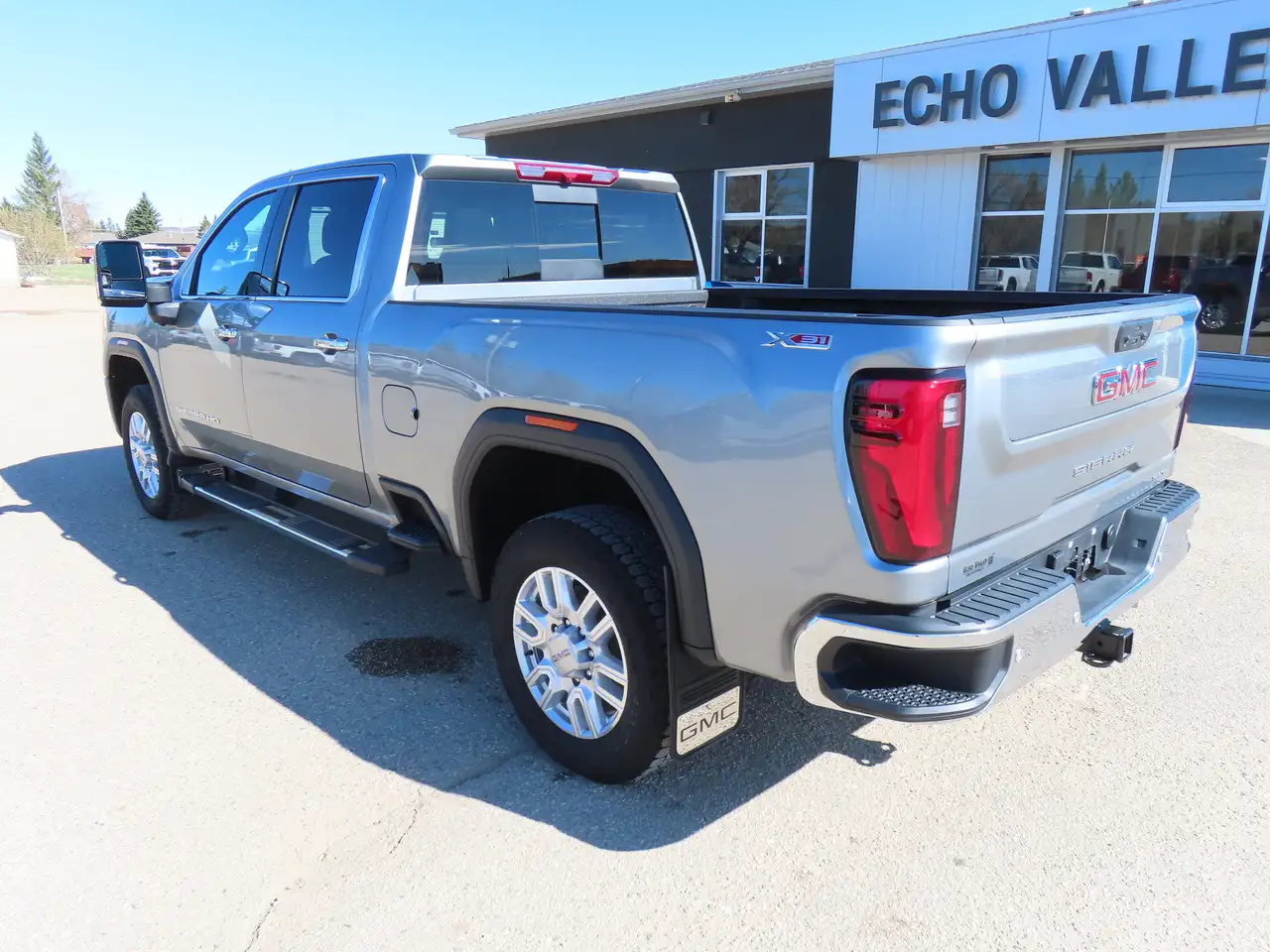 GMC Sierra 2500HD снимка GMC Sierra 2500HD