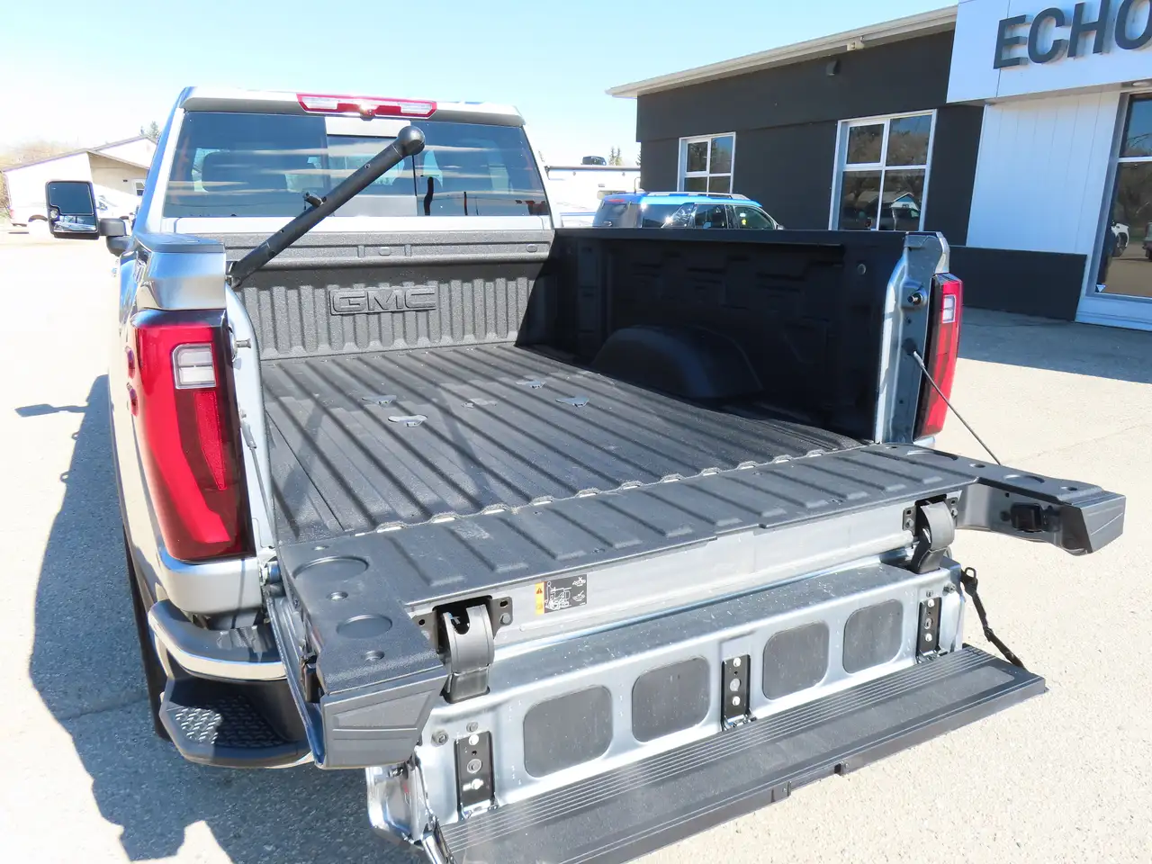 GMC Sierra 2500HD снимка GMC Sierra 2500HD