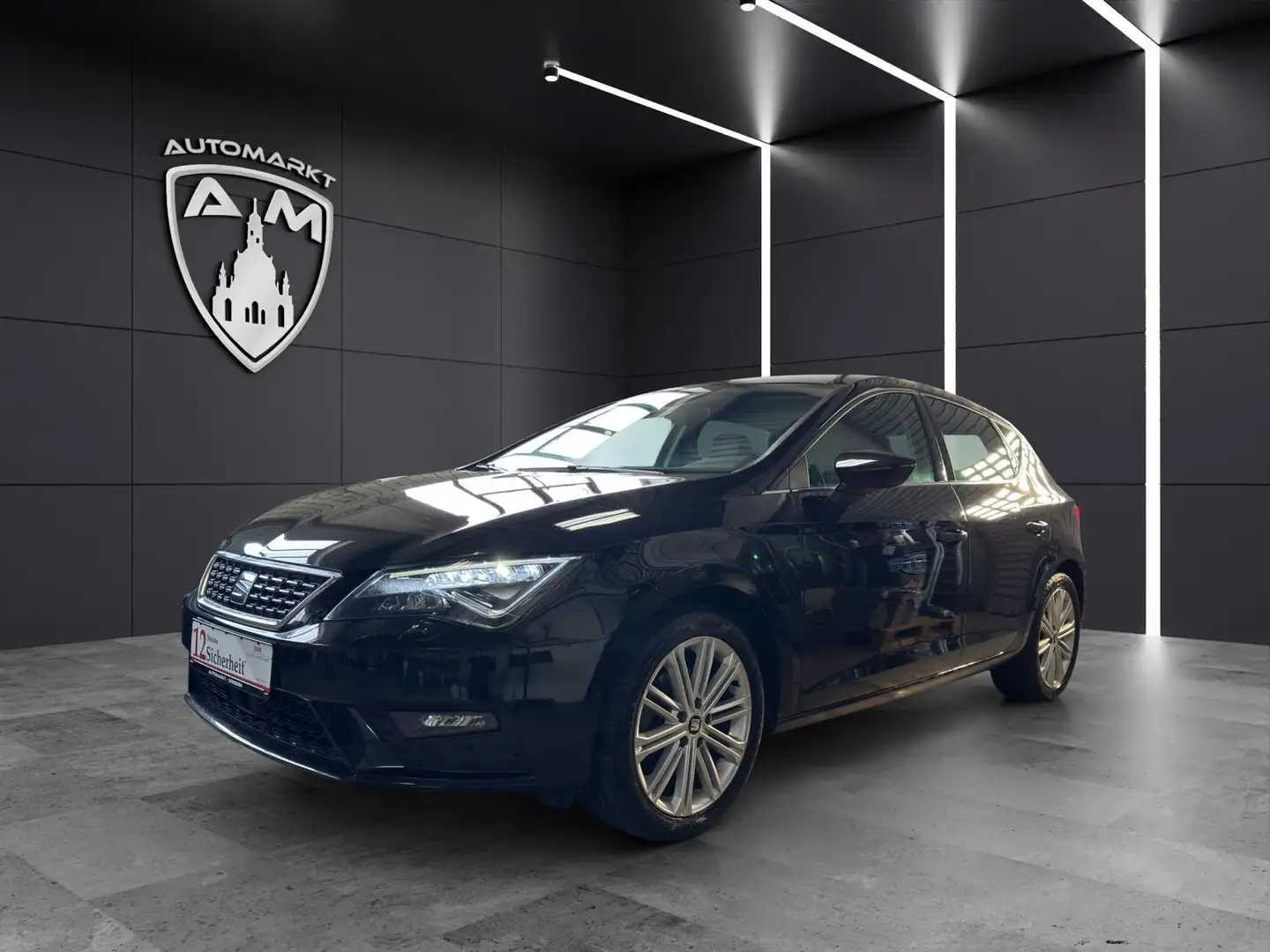 SEAT Leon Xcellence 1.5TSI LED*FullLink*Leder*Navi! Schwarz - 1