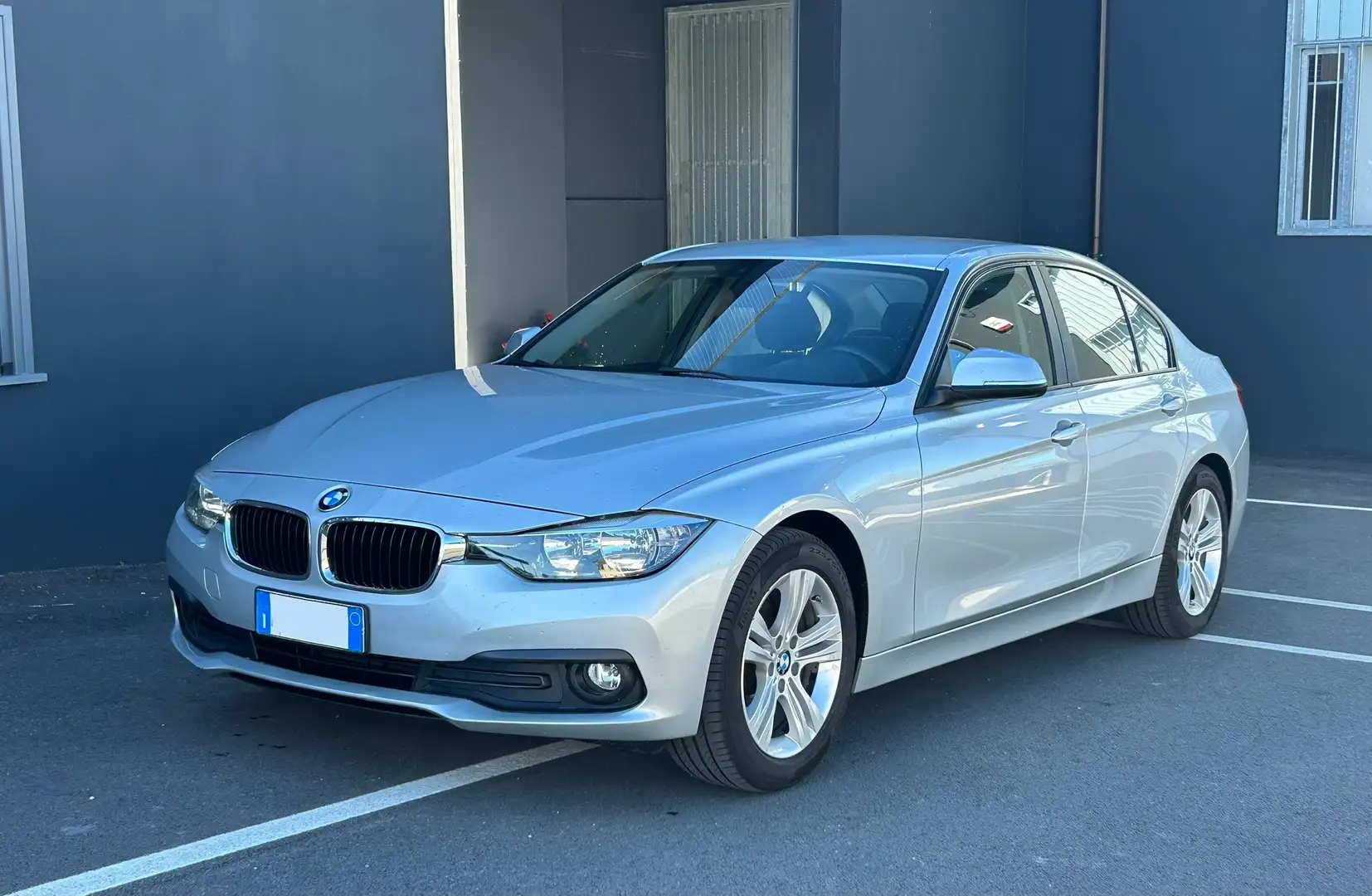 BMW 318 318d Business Advantage auto - 1